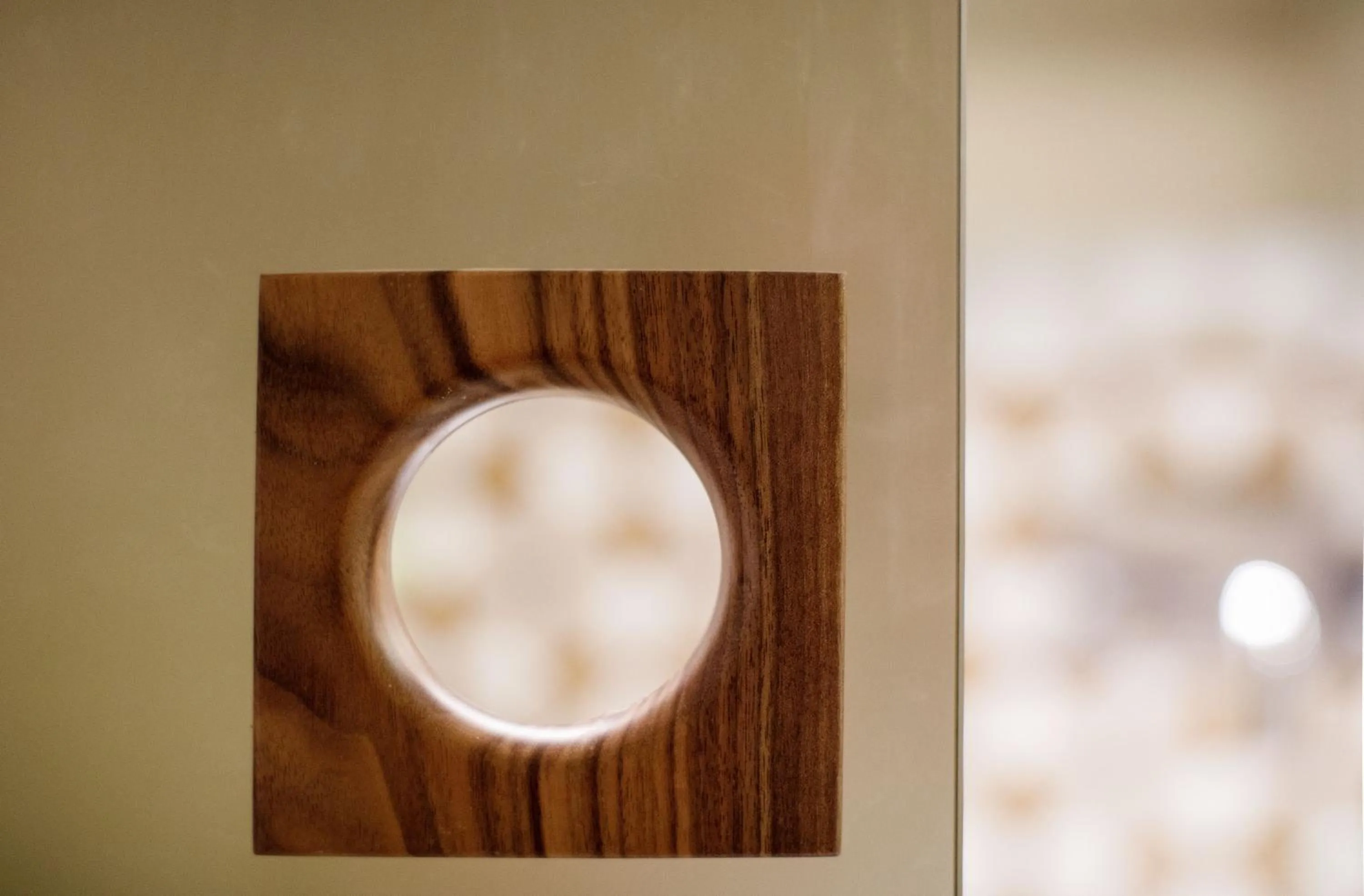 Decorative detail in MelRose Napoli