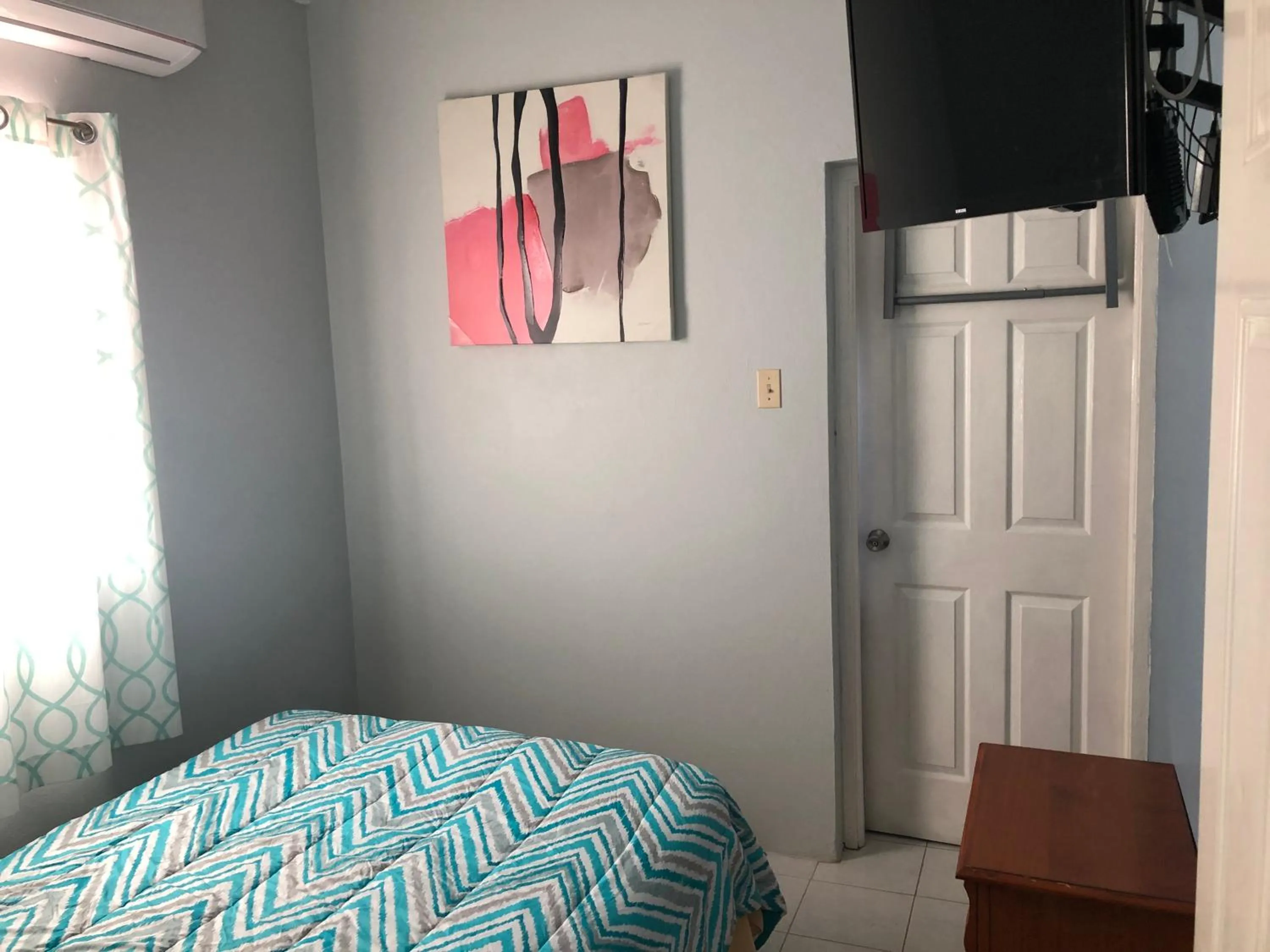 Bedroom, Bed in Brittany Manor Retreat