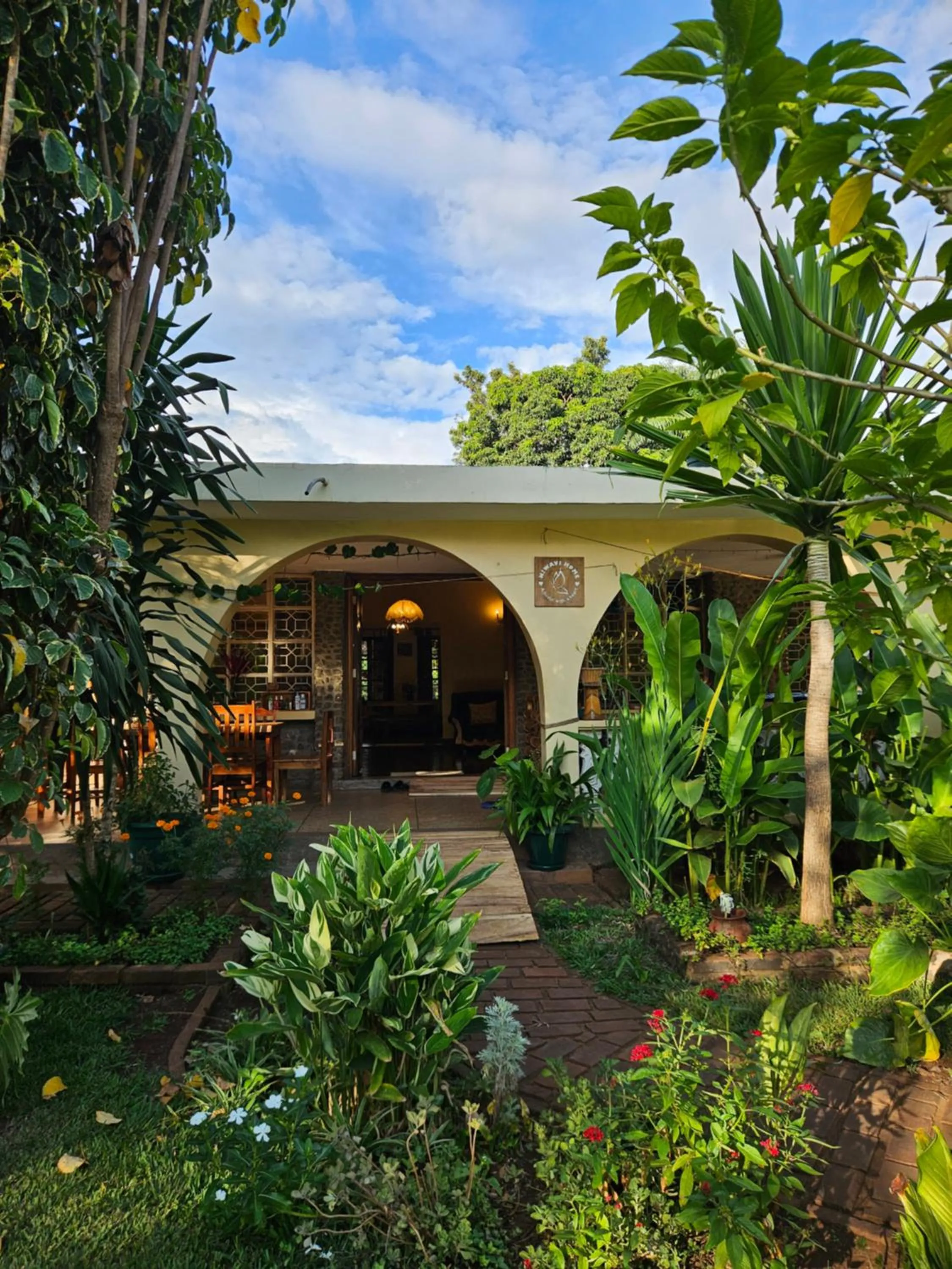 Facade/entrance in Kiwavi Home