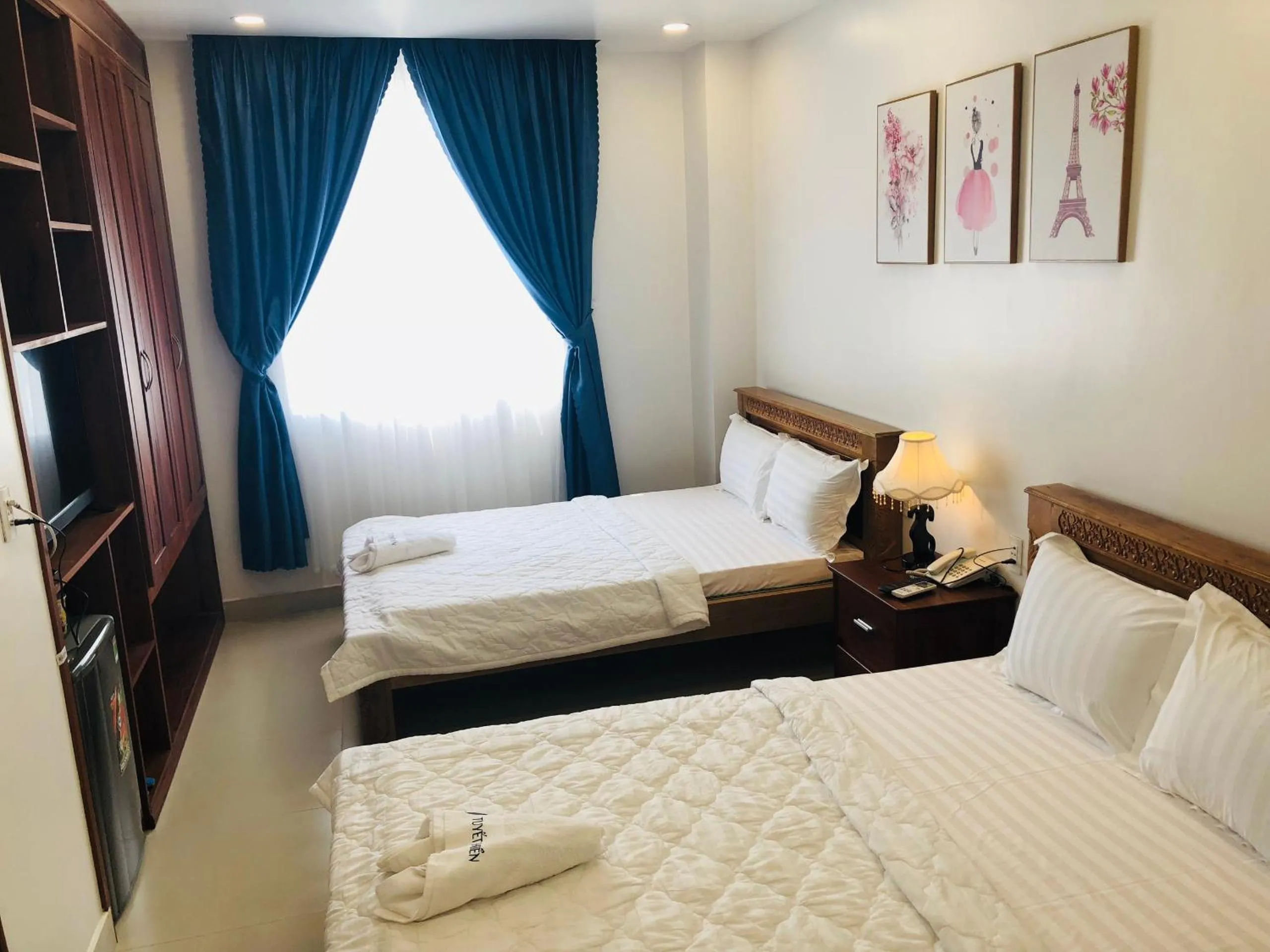 Bedroom, Bed in Khách sạn Tuyết Hiển