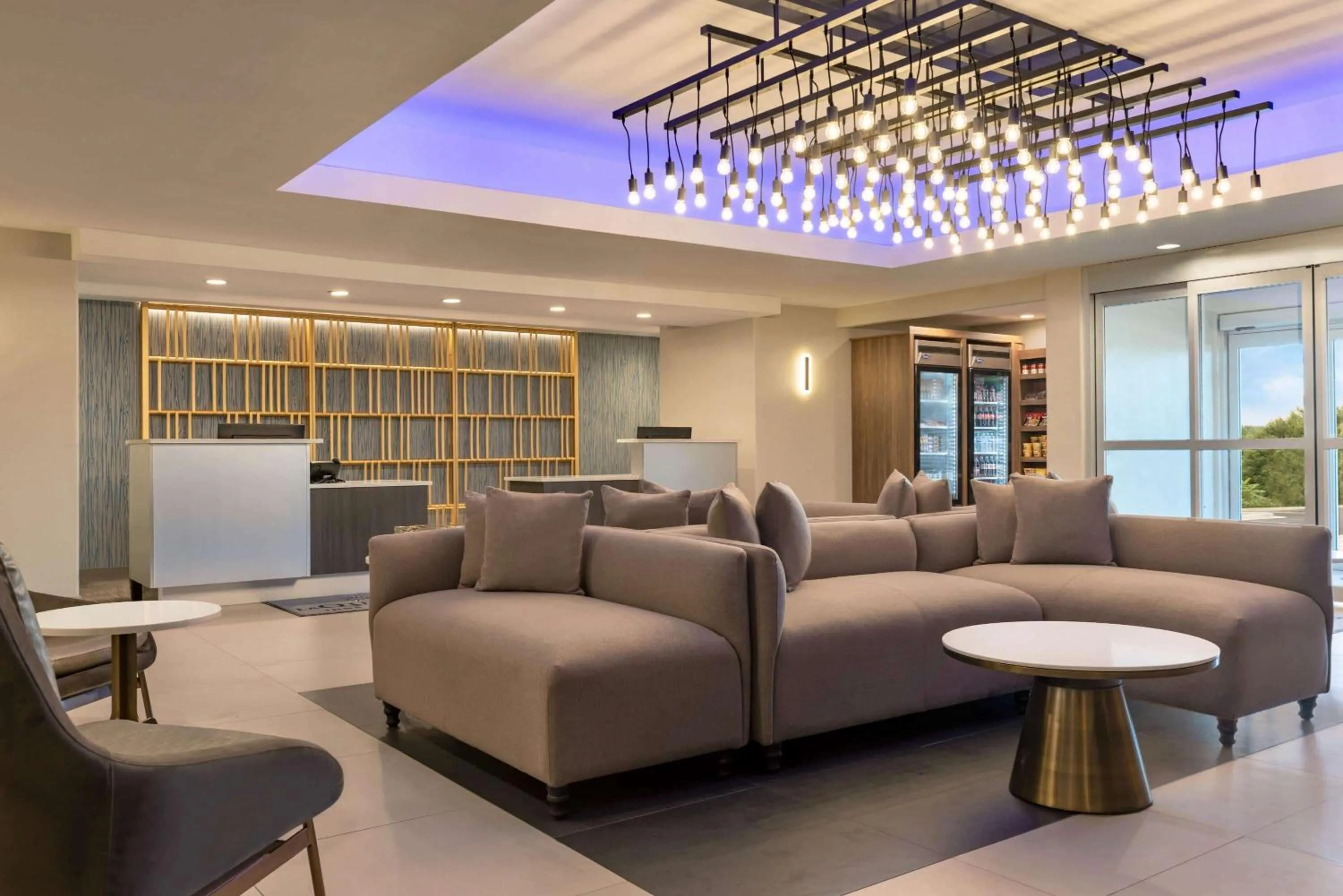 Lobby or reception in La Quinta by Wyndham Port Arthur