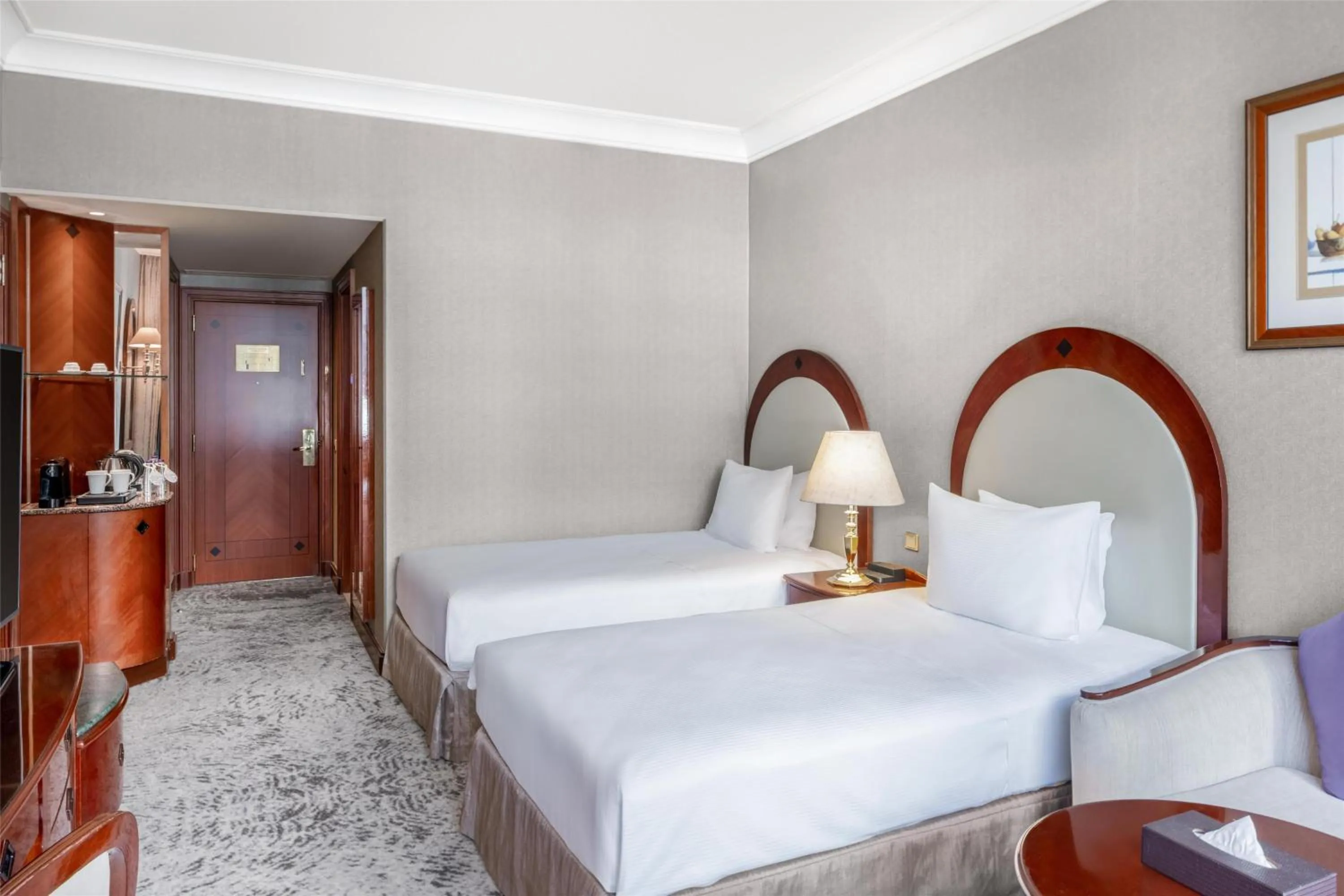 Photo of the whole room, Bed in Madinah Hilton Hotel