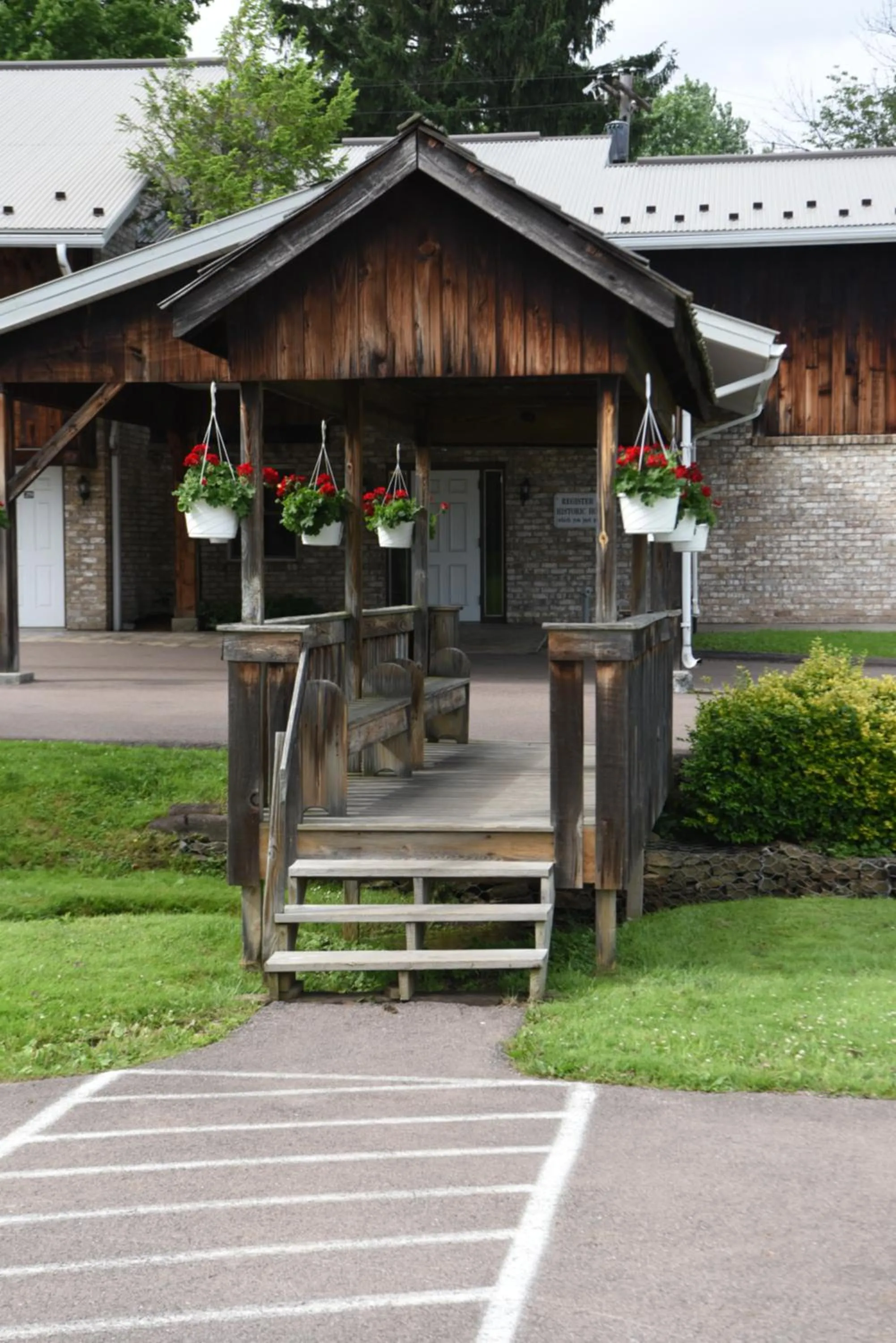 Casselman Inn