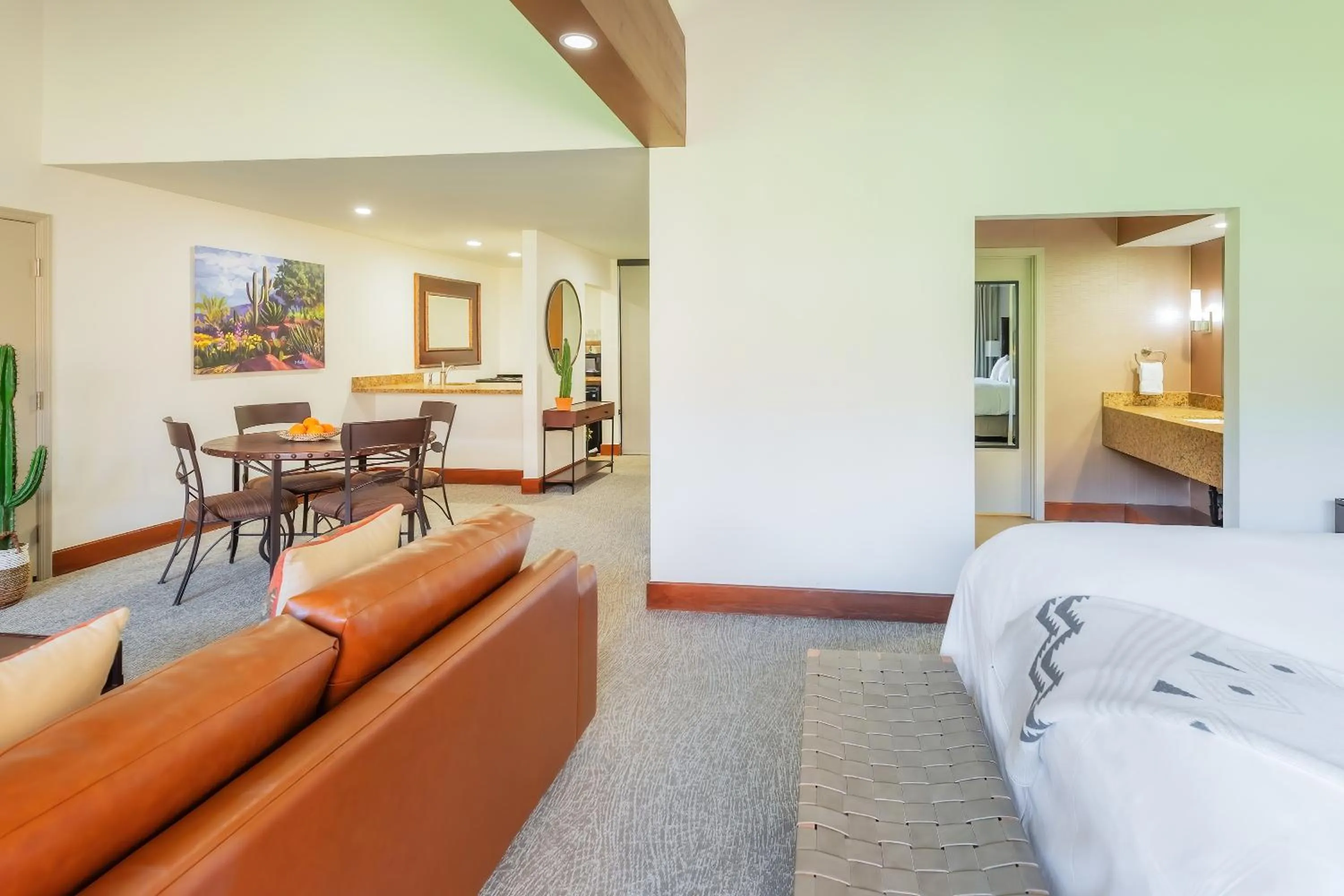 Bed in Ventana Canyon Club and Lodge