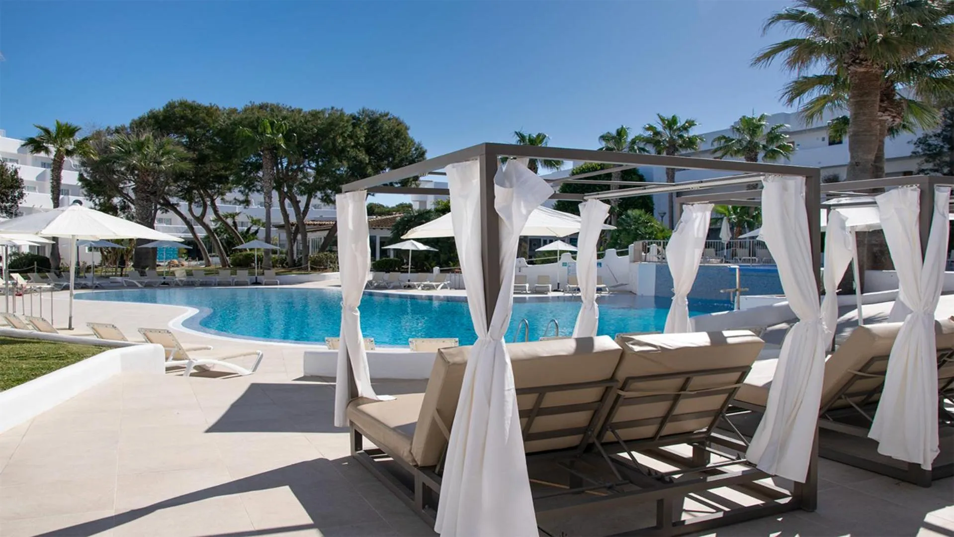 Swimming pool in BLUESEA Club Martha's