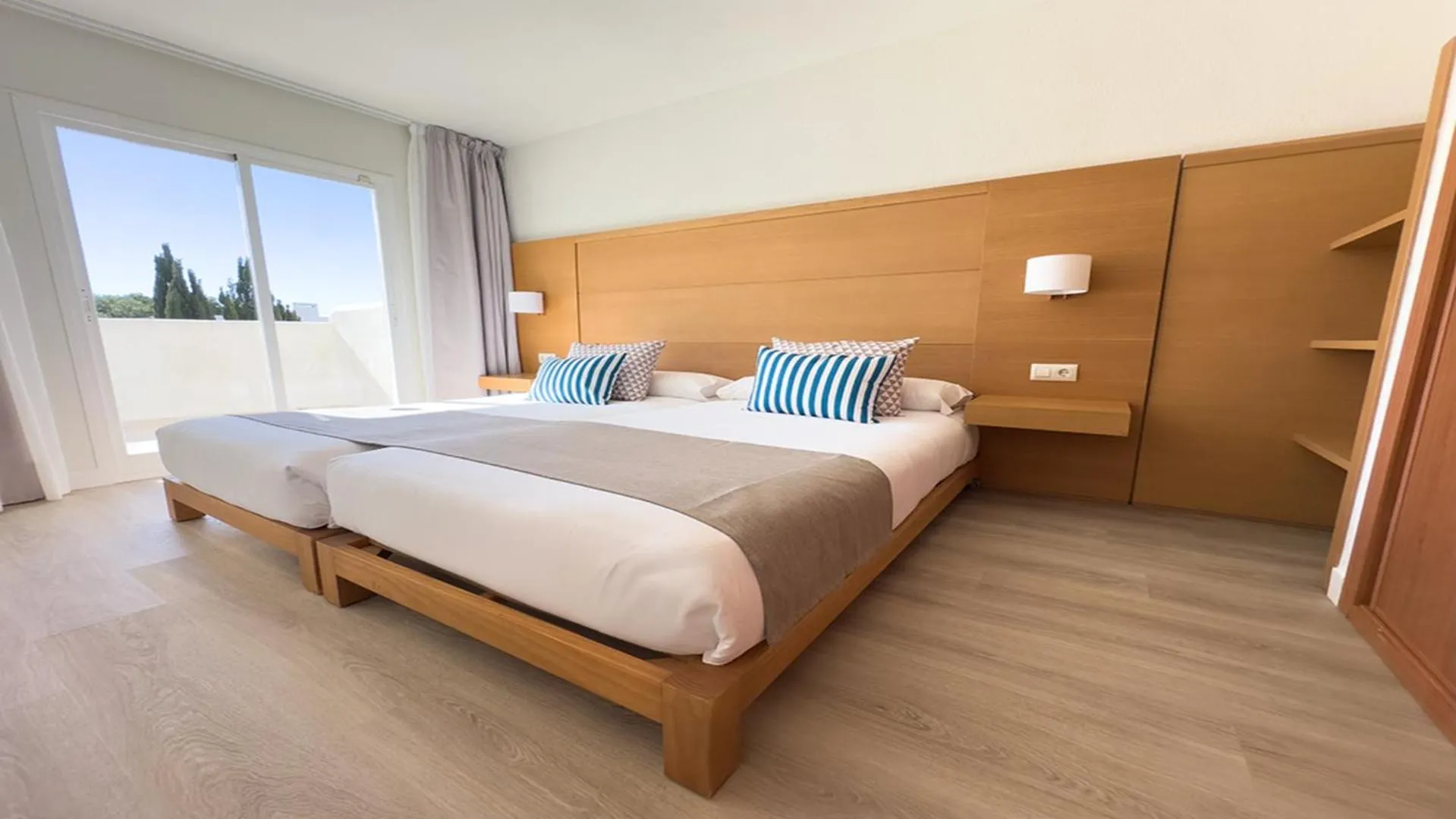 Bedroom, Bed in BLUESEA Club Martha's