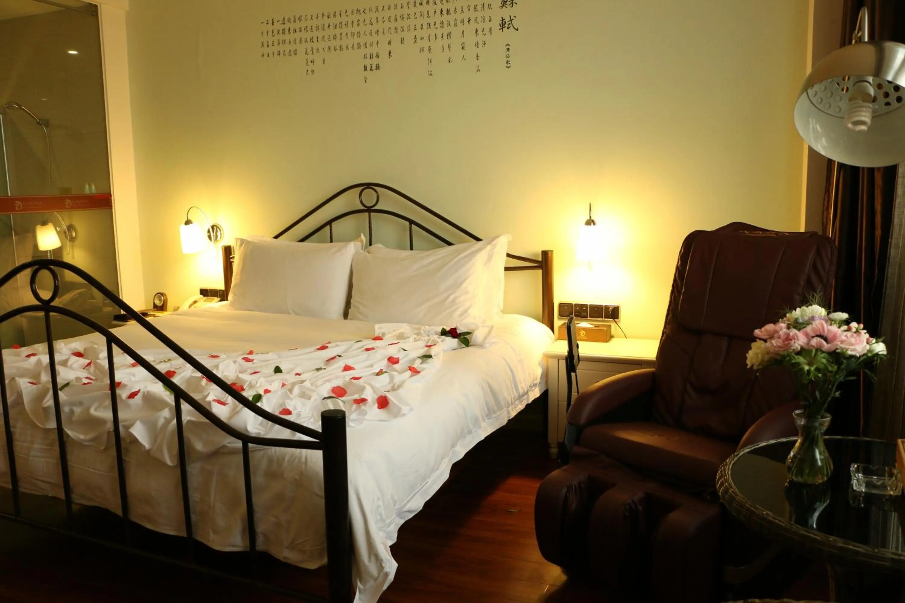 Photo of the whole room, Bed in Dayi Yihao hotel