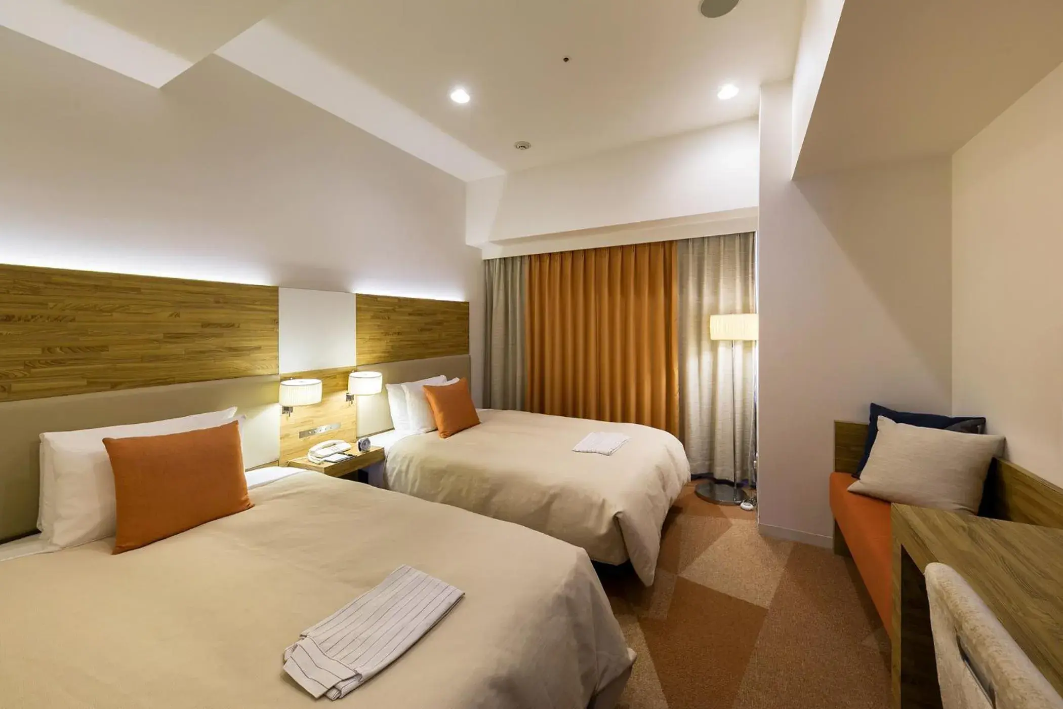 Superior Twin Room - Non-Smoking in Sotetsu Fresa Inn Nagano-Zenkojiguchi Superior Twin Room - Non-Smoking in Sotetsu Fresa Inn Nagano-Zenkojiguchi