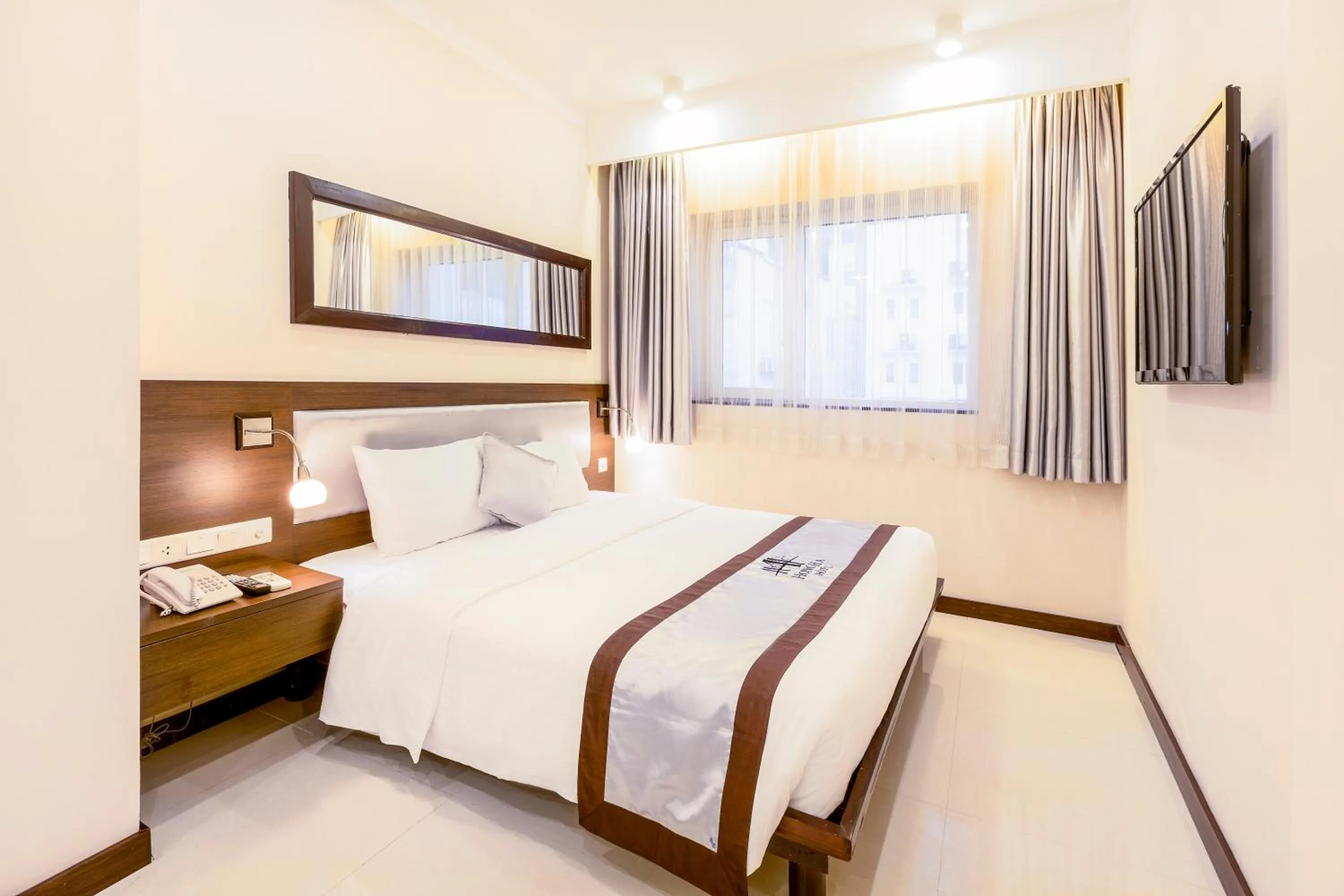 Bedroom in Hong Ha Hotel