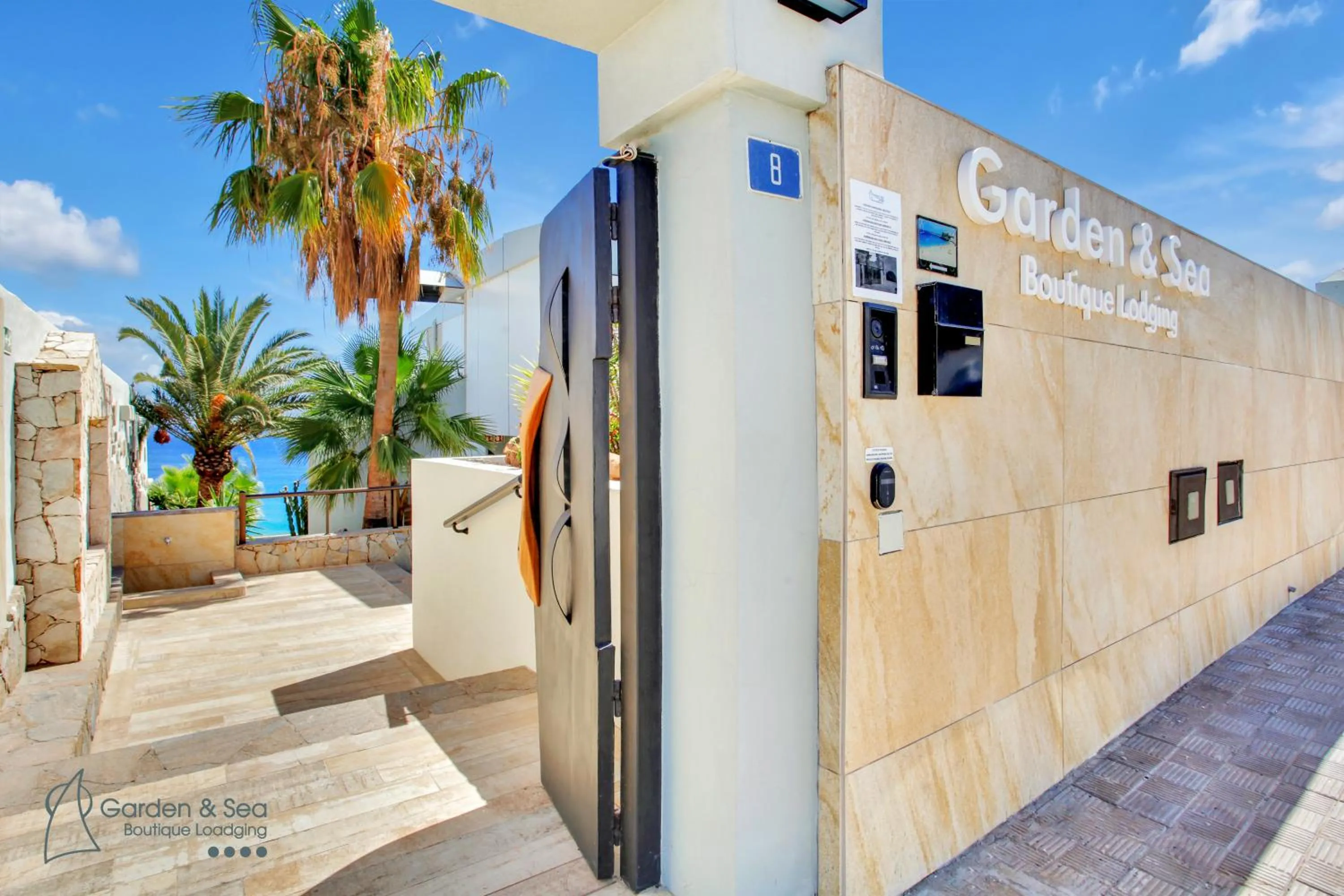 Property building in Apartamentos Garden & Sea Boutique Lodging by LIVVO