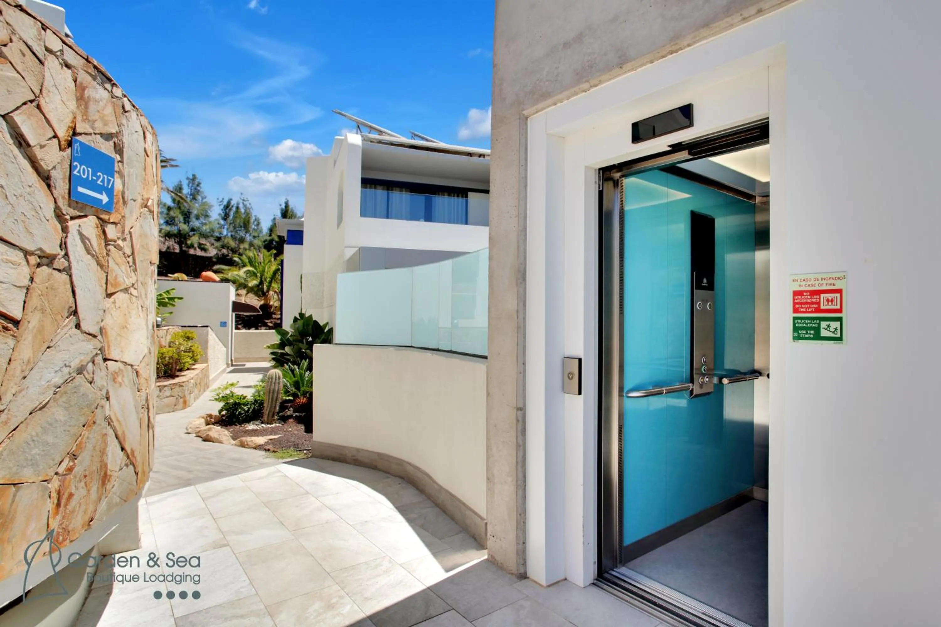 Property building in Apartamentos Garden & Sea Boutique Lodging by LIVVO