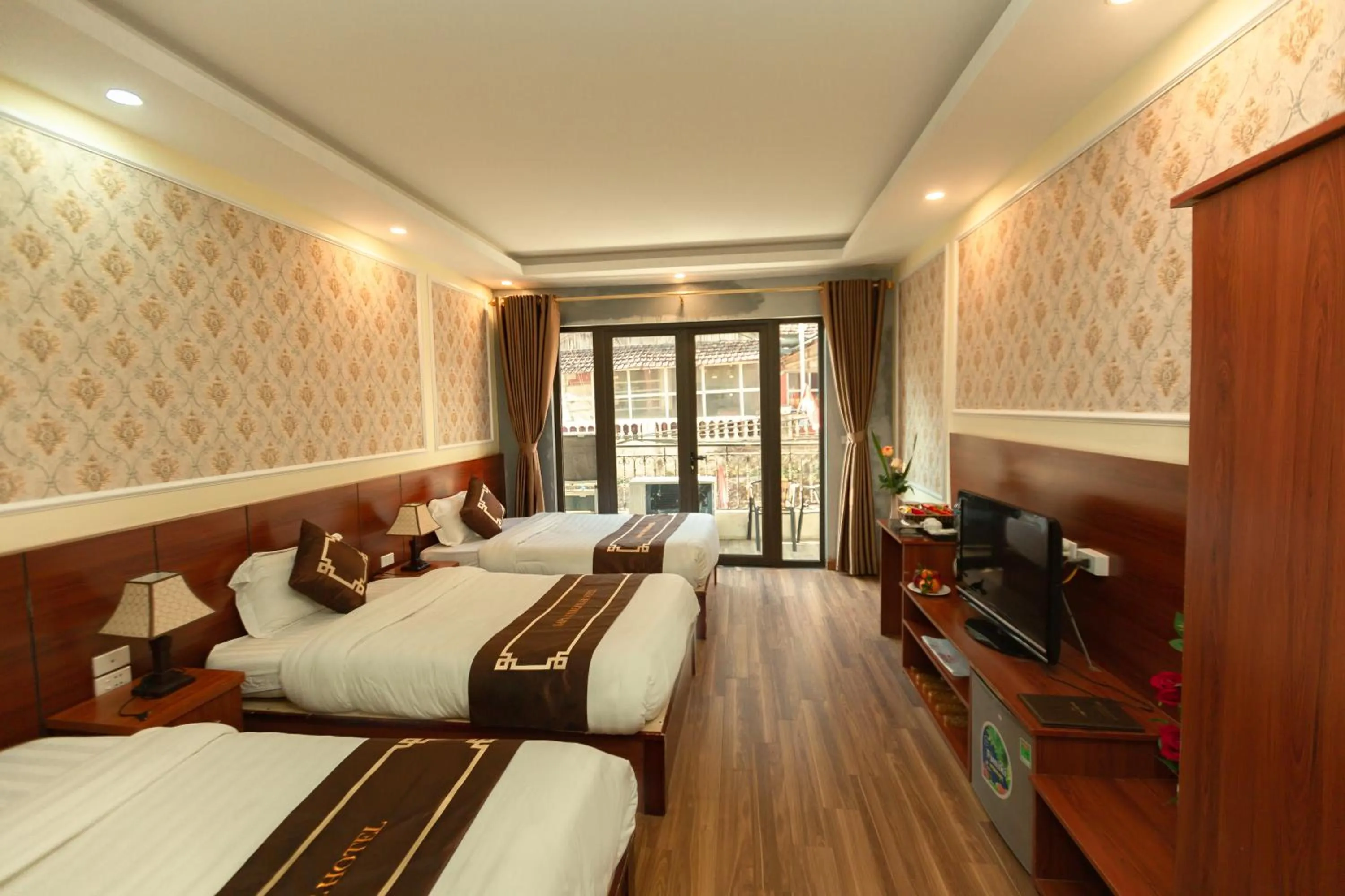 Bed in Sapa Unique Hotel