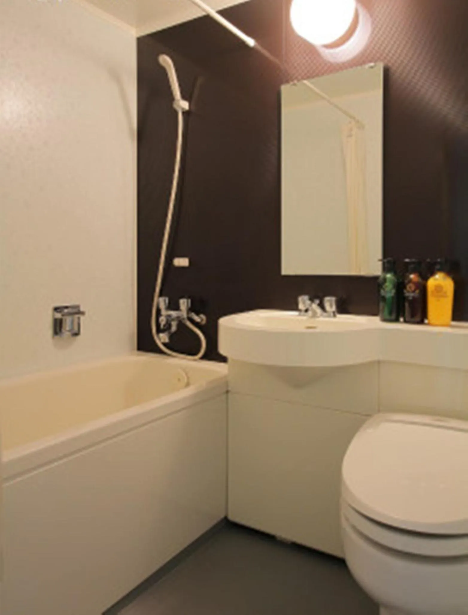 Bathroom in Kyoto Hana Hotel