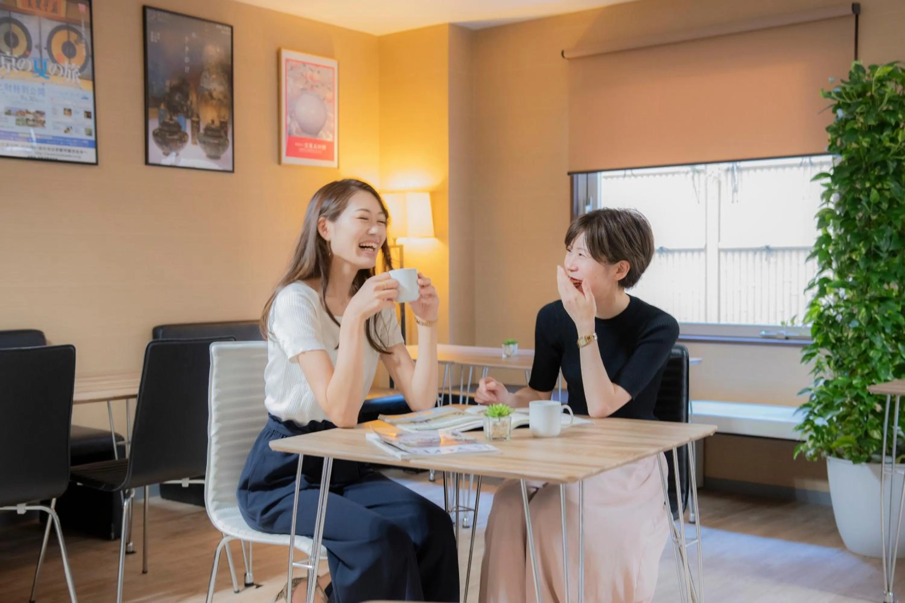 Communal lounge/ TV room in Kyoto Hana Hotel