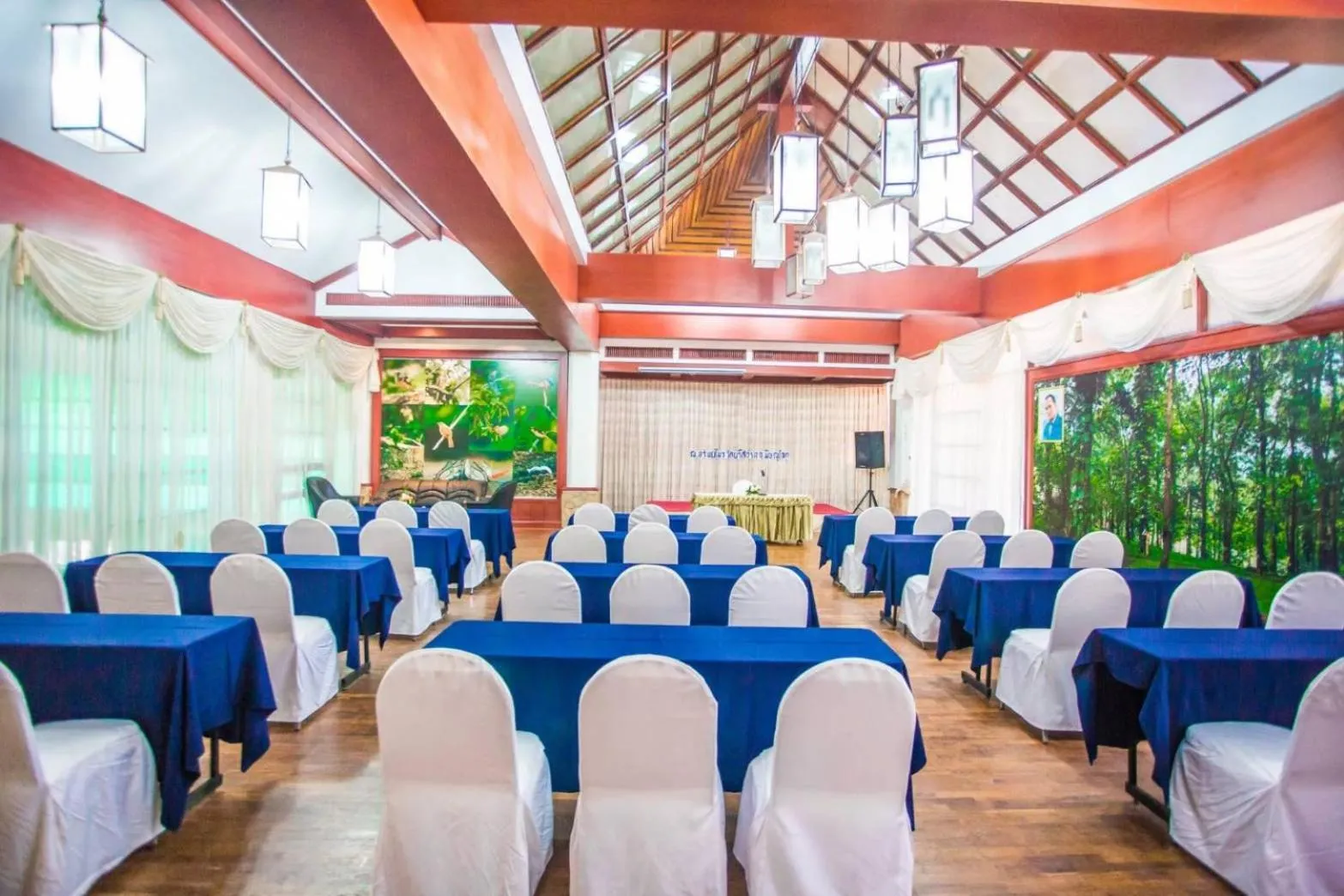 Sappraiwan Elephant Resort & Sanctuary