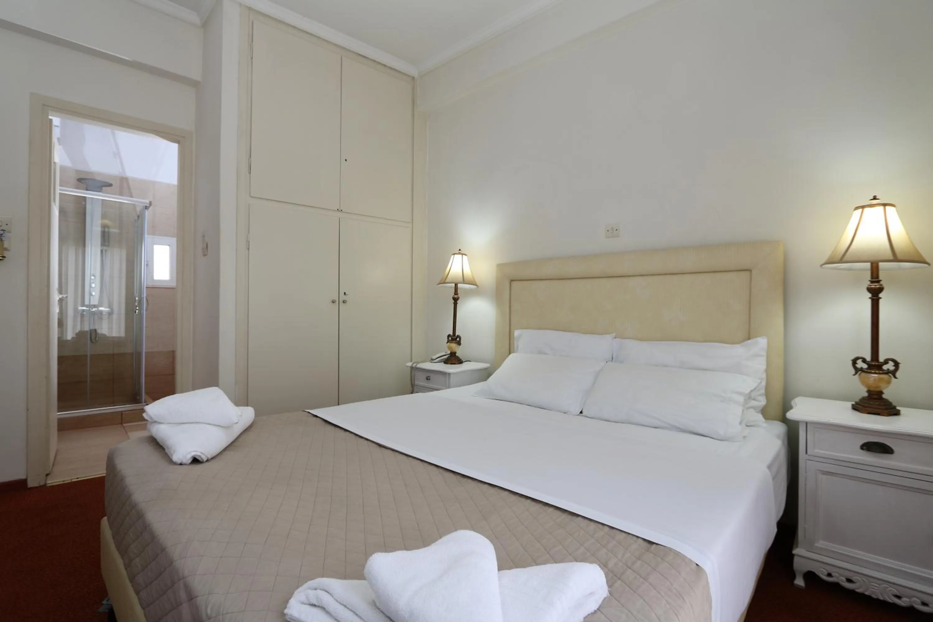 Photo of the whole room, Bed in Athens Delta Hotel