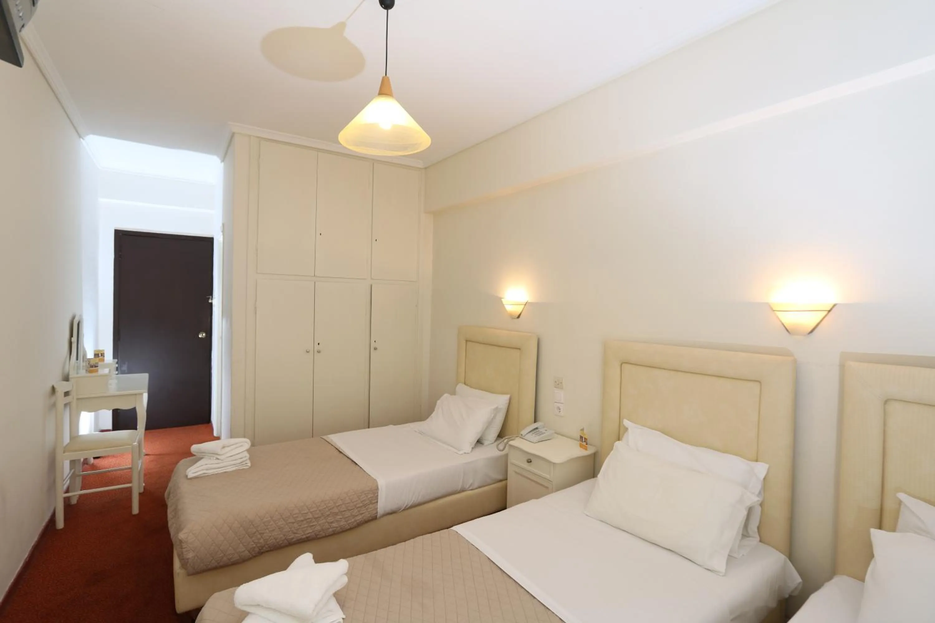 Photo of the whole room, Bed in Athens Delta Hotel