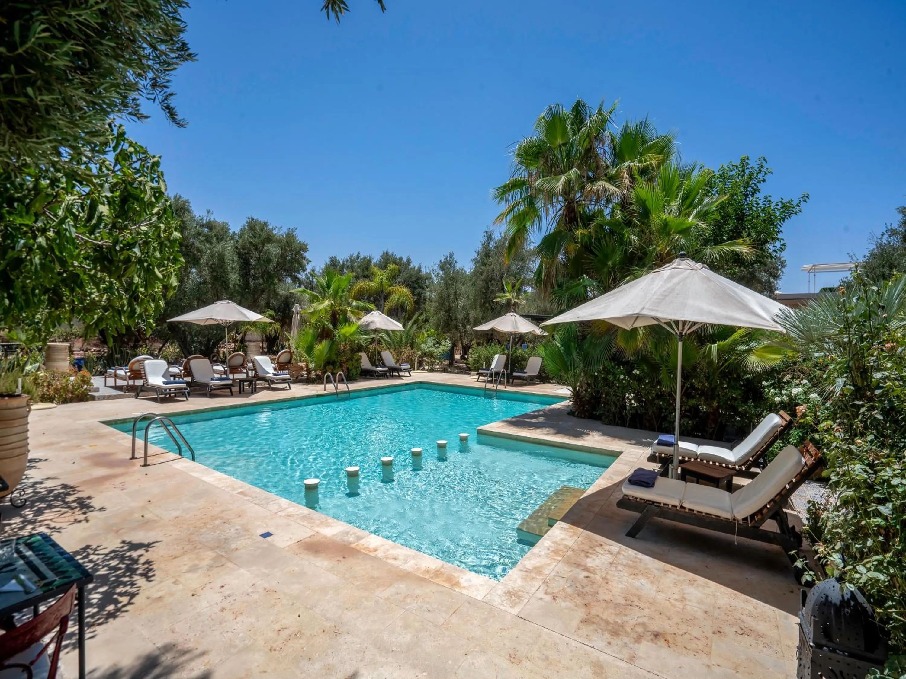 Swimming pool in Clé De Sol Riad & SPA