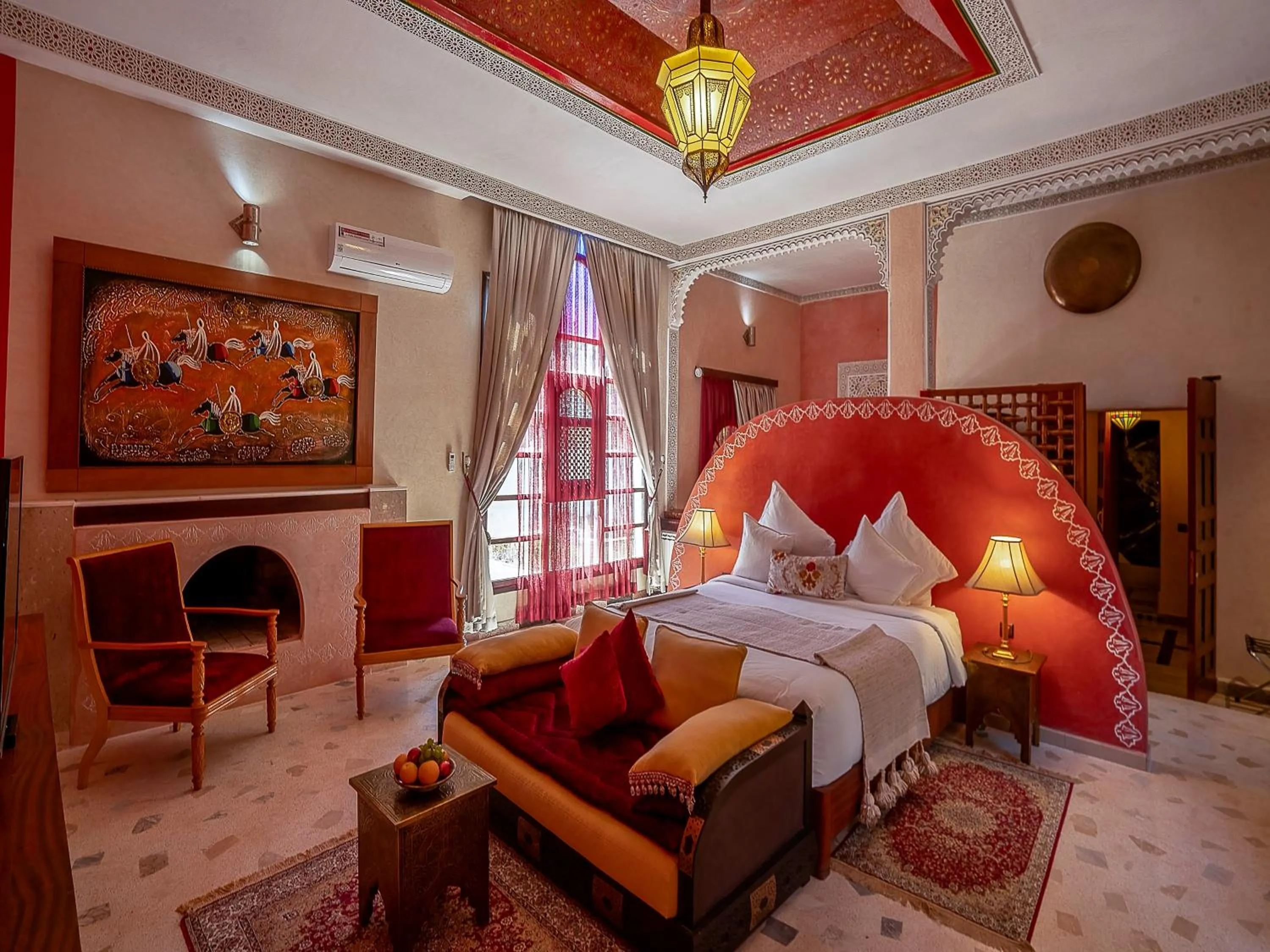 Photo of the whole room, Bed in Clé De Sol Riad & SPA