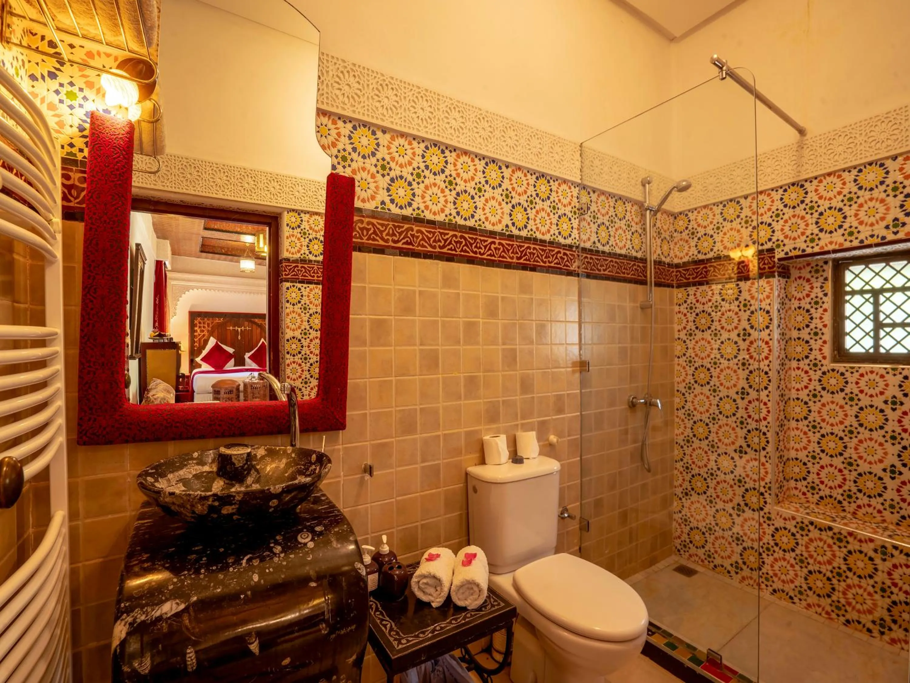 Bathroom in Clé De Sol Riad & SPA