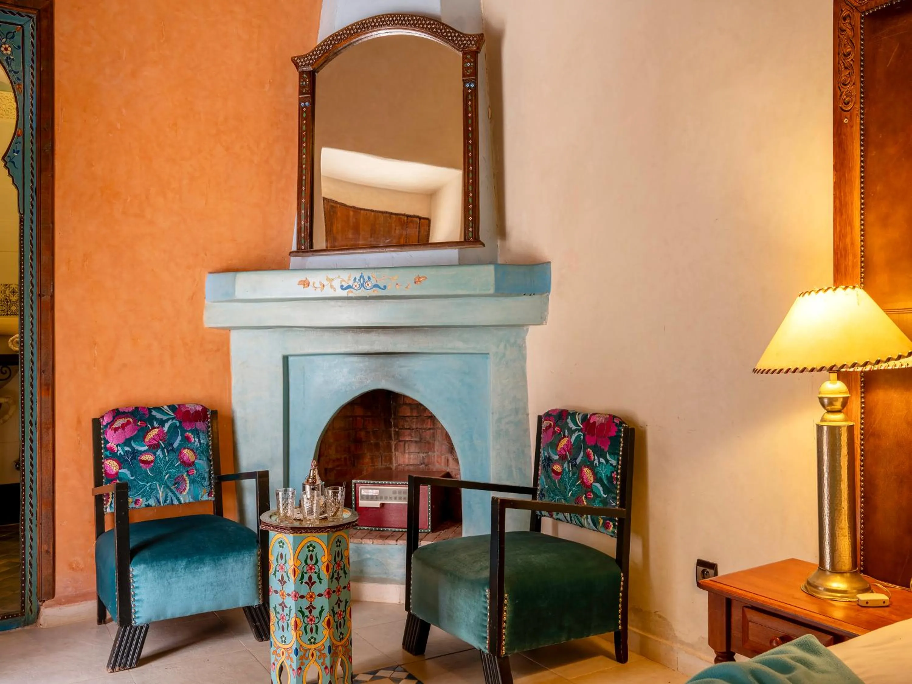 fireplace in Clé De Sol Riad & SPA