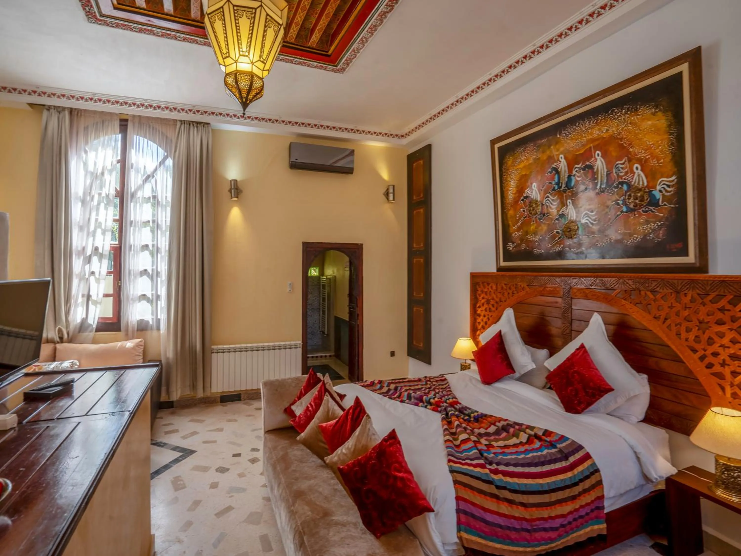 Bed in Clé De Sol Riad & SPA