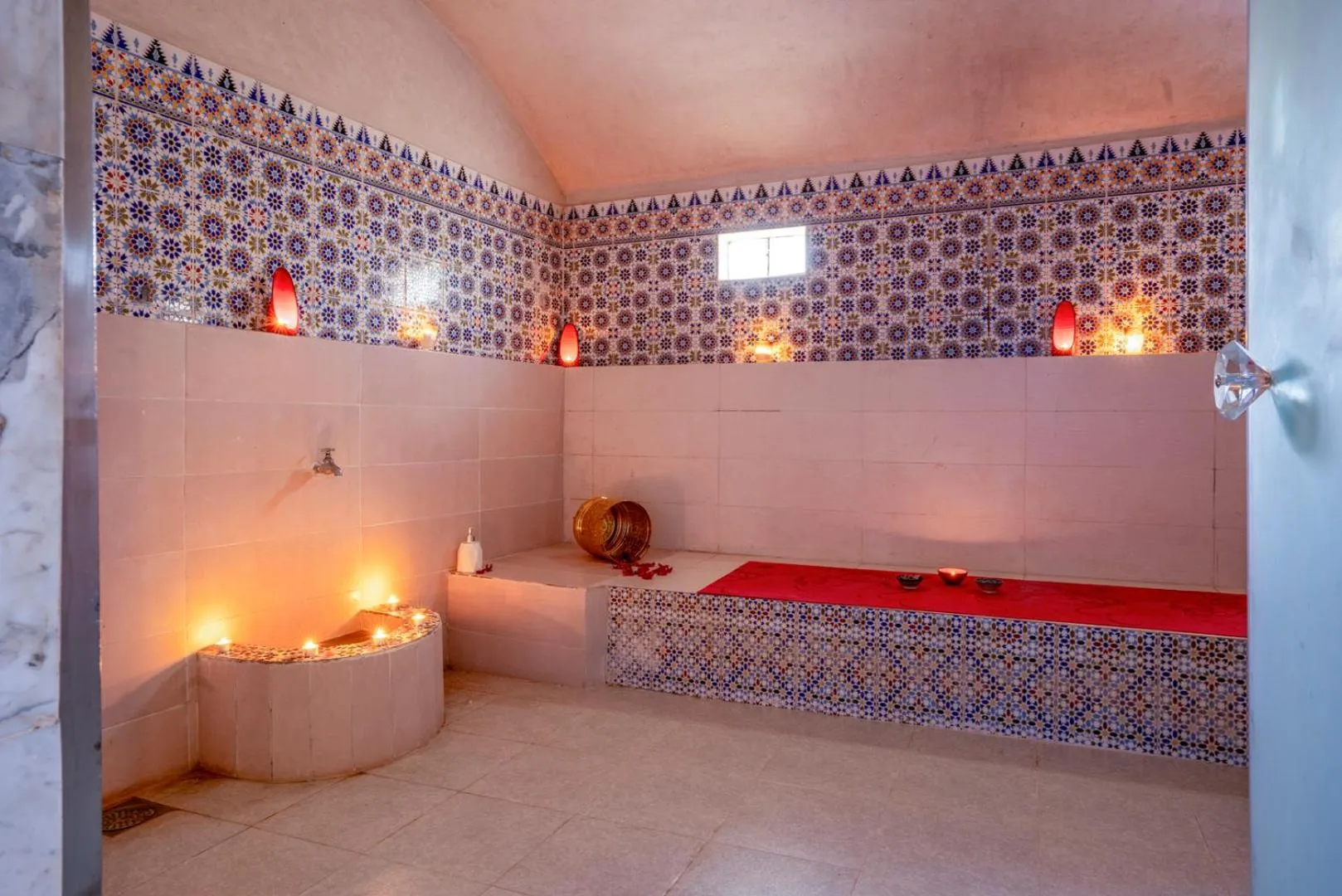 Steam room in Clé De Sol Riad & SPA