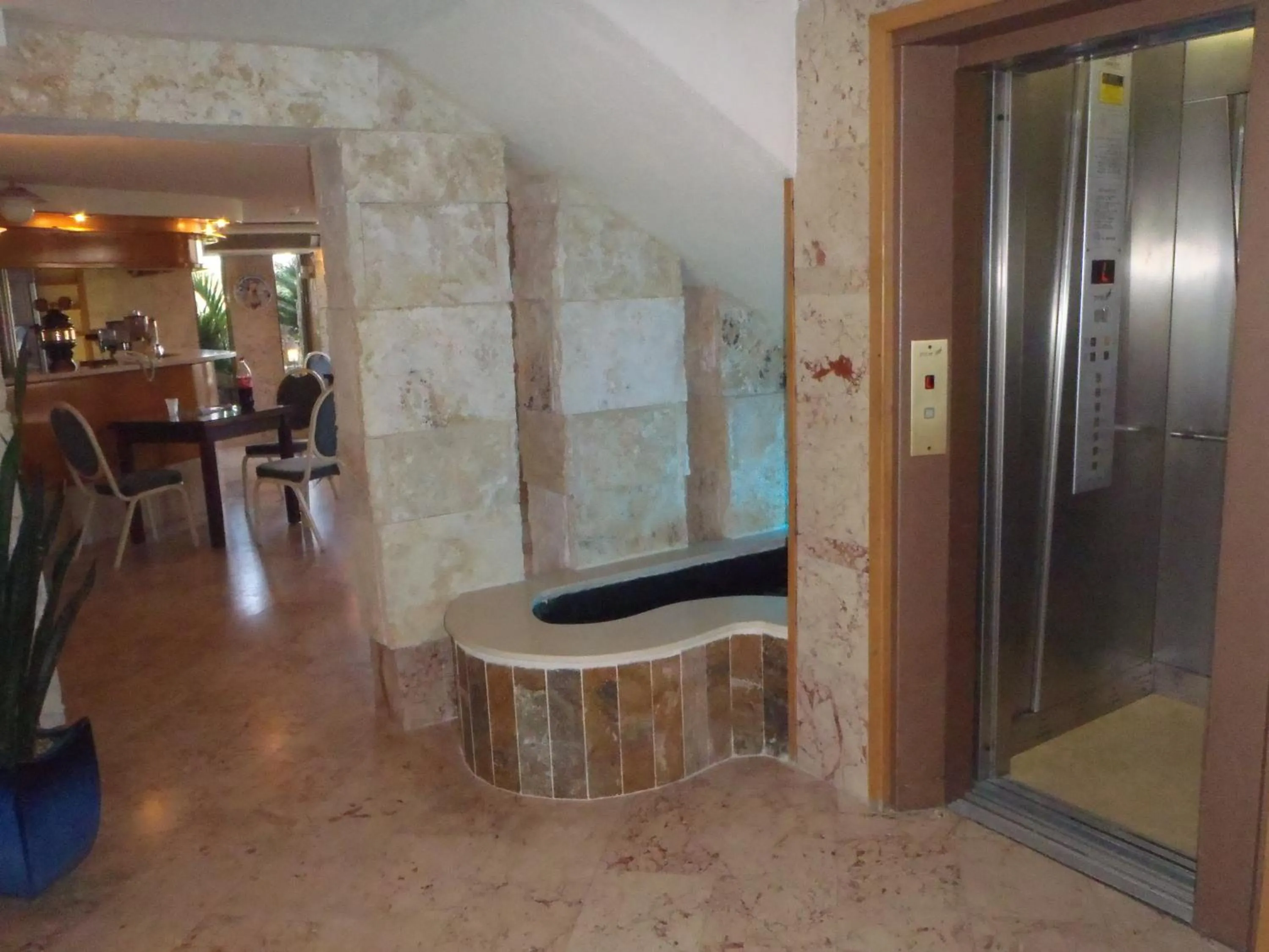 Lounge or bar in Marom Hotel