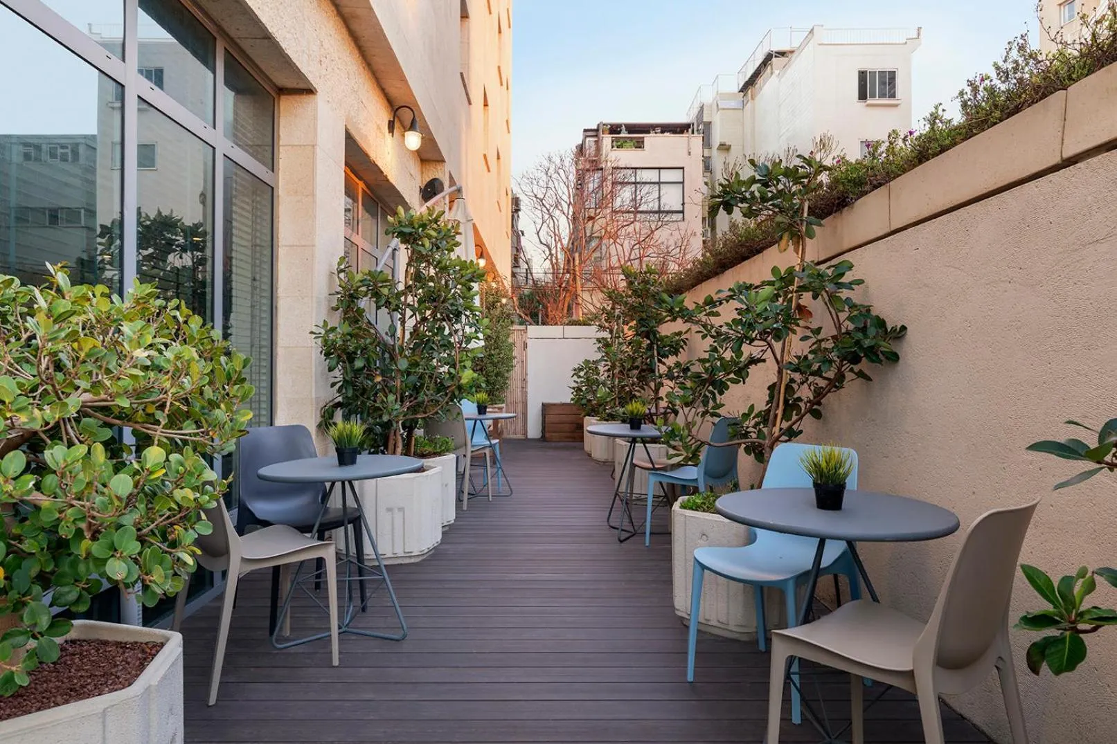 Restaurant/places to eat in Seaside Hotel by Zvieli Hotels