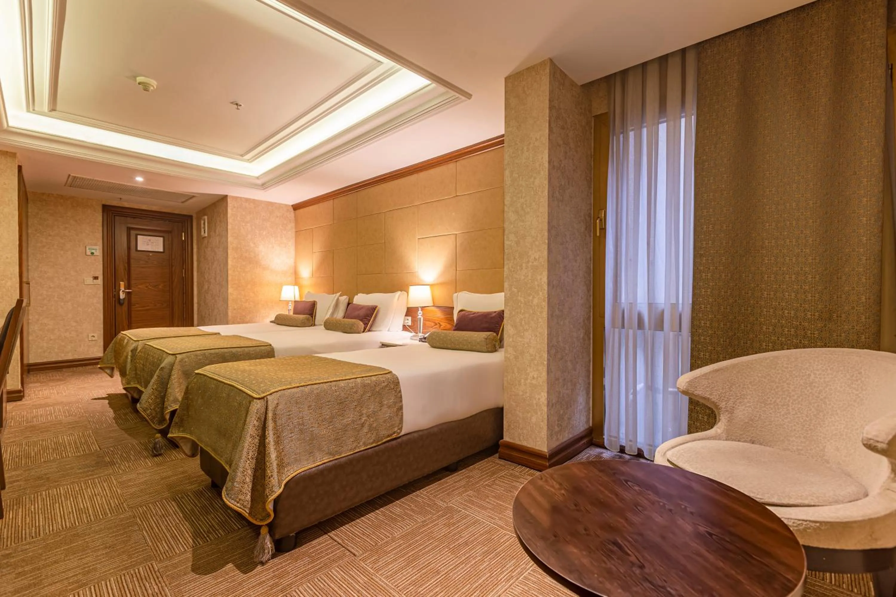 Bed in Eurostar Old City Hotel & Spa