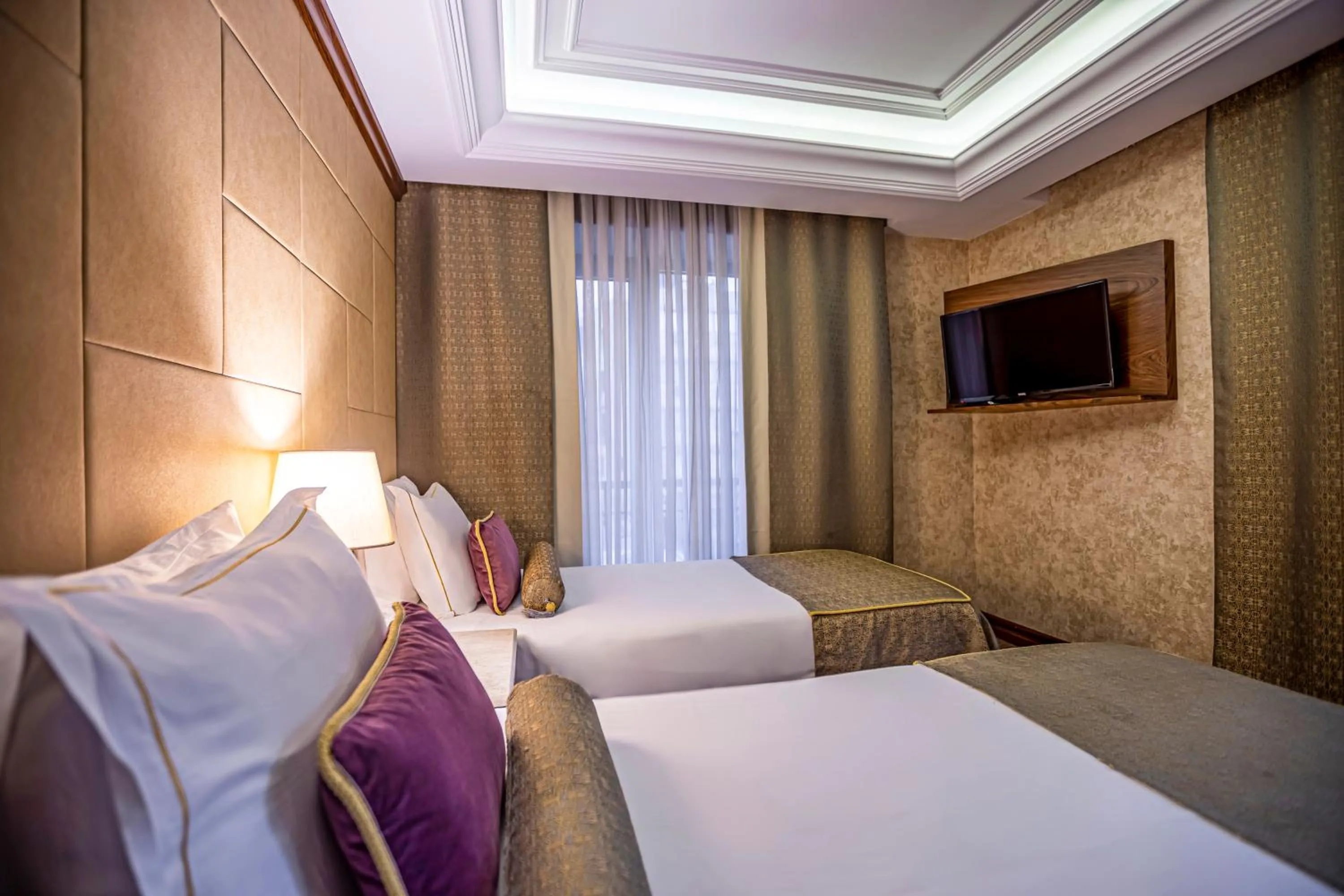 Bed in Eurostar Old City Hotel & Spa