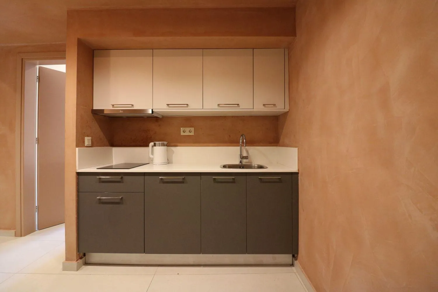 Kitchen or kitchenette in Philoxenia Apartments
