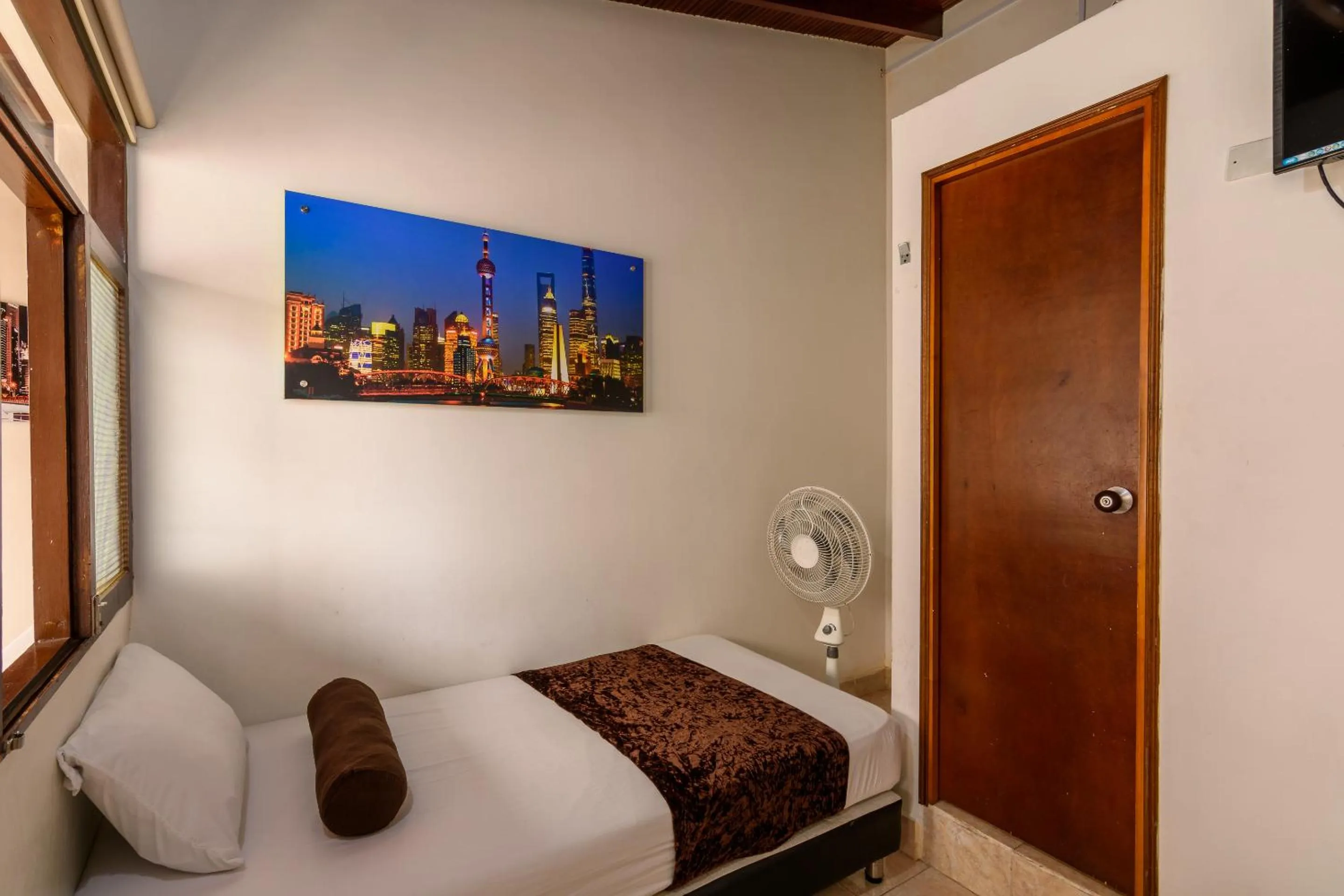 Bedroom, Bed in Hotel Sol del Estadio