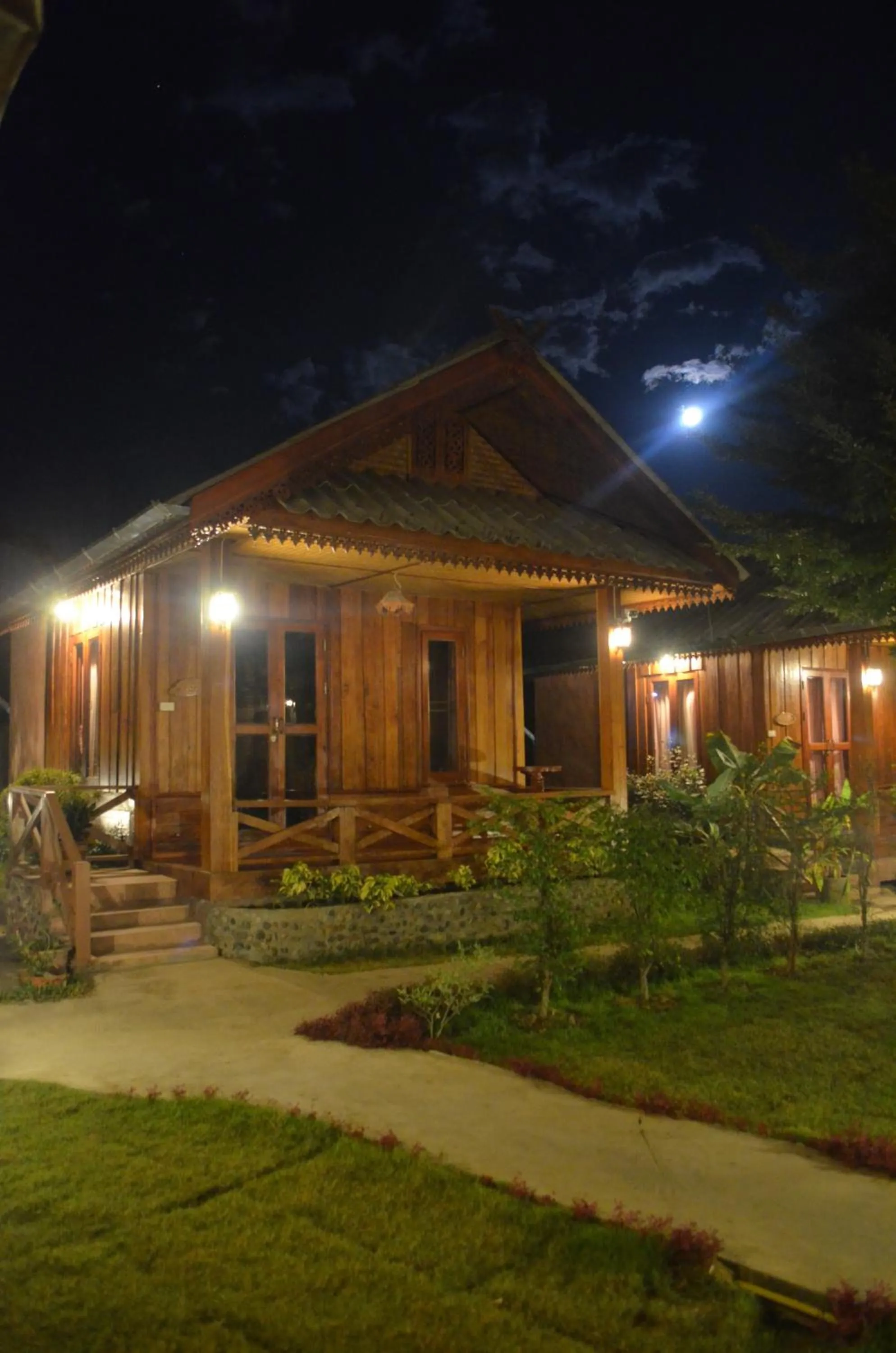 Facade/entrance in Baan Aew Pai