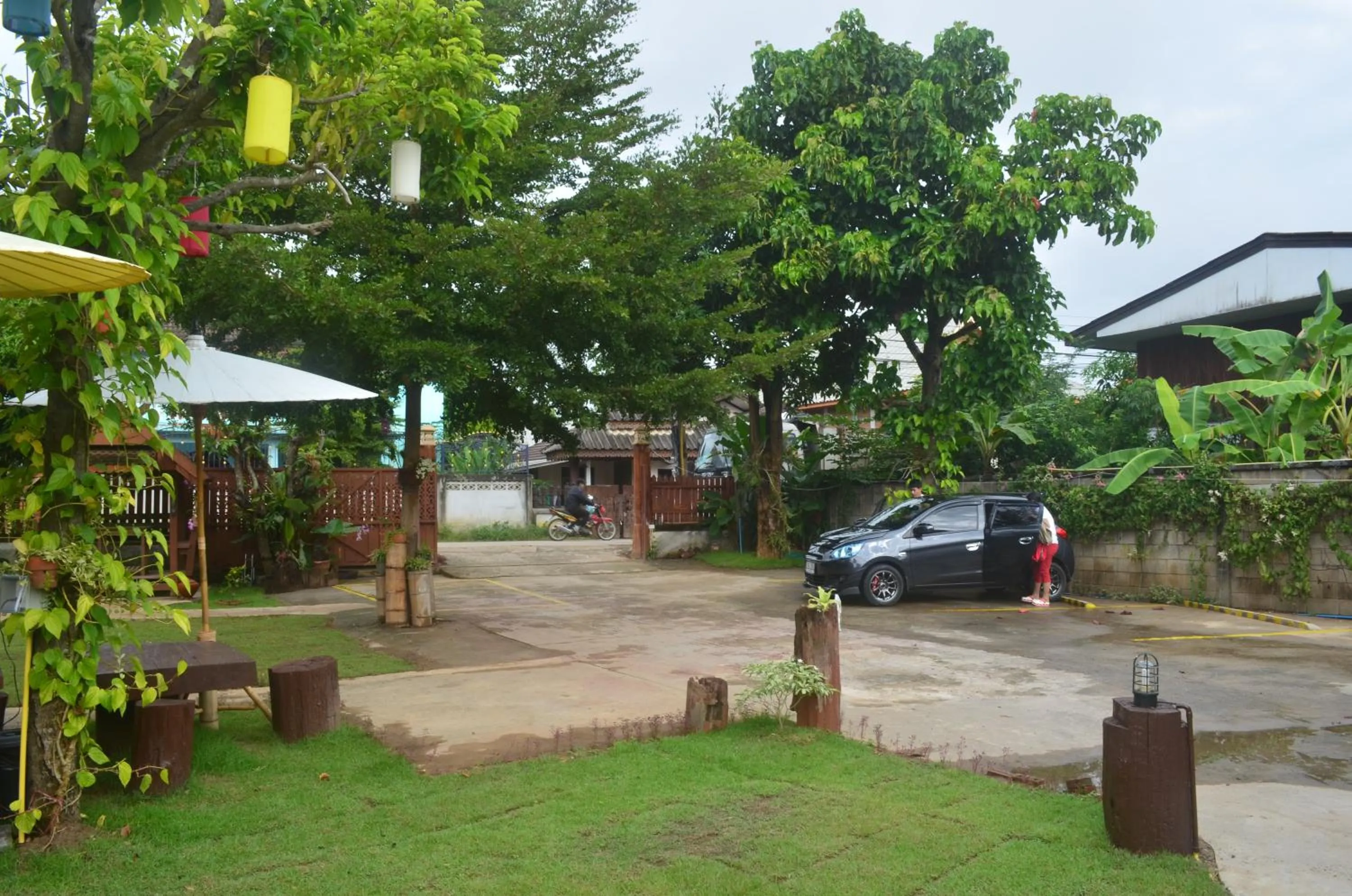 Facade/entrance in Baan Aew Pai