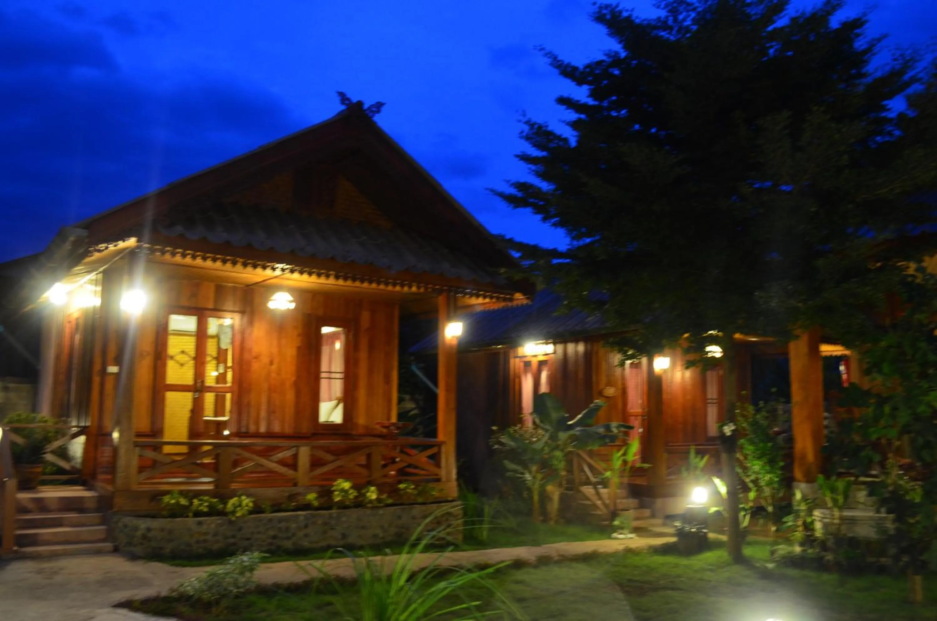 Facade/entrance in Baan Aew Pai