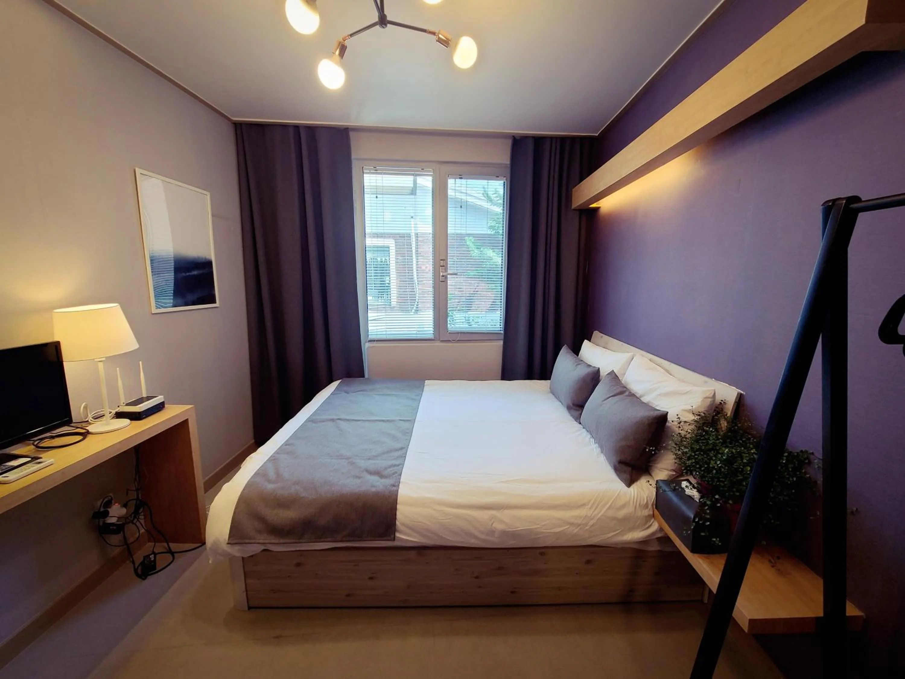 Bedroom, Bed in DW Design Residence