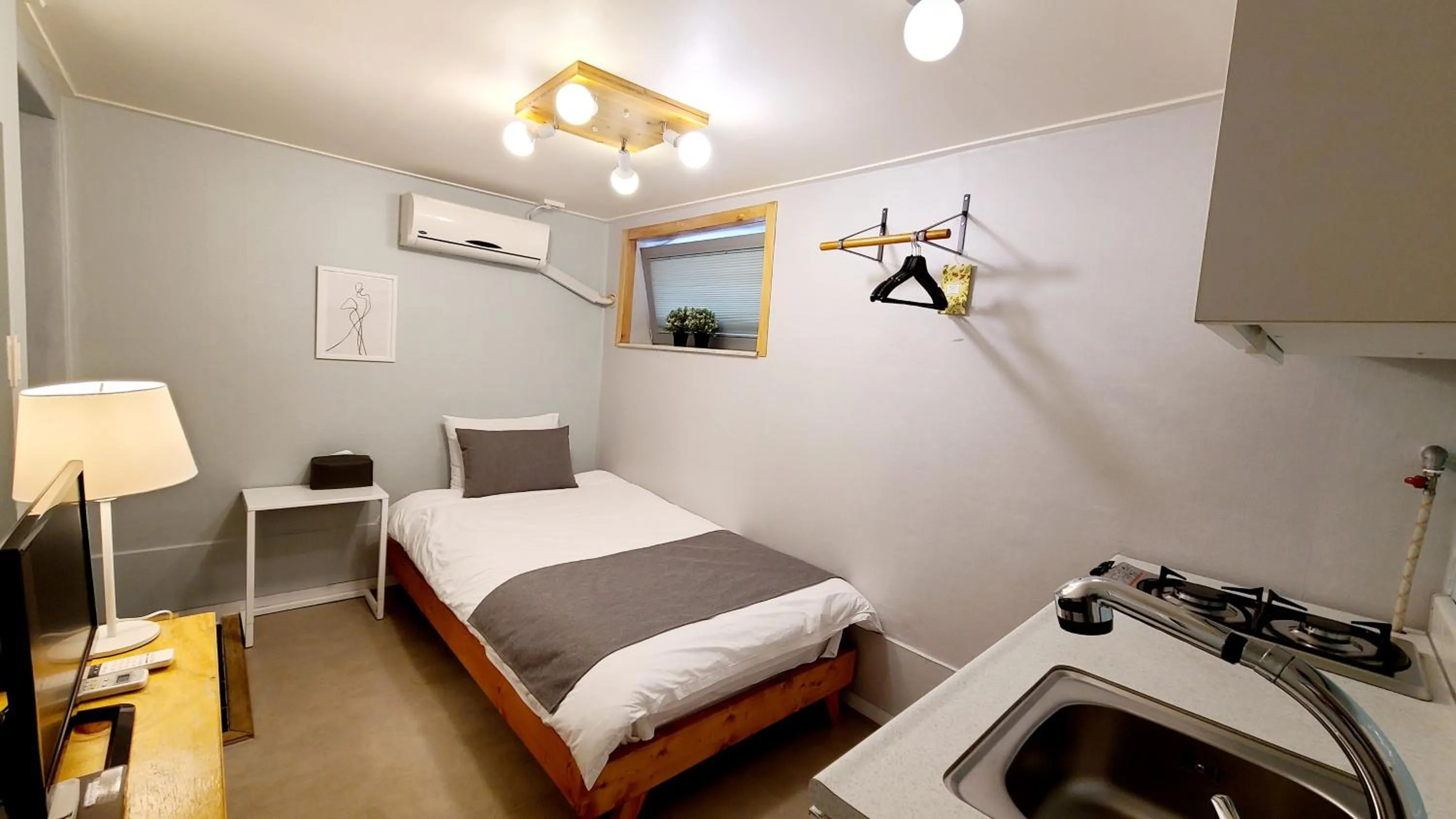 Photo of the whole room, Bed in DW Design Residence