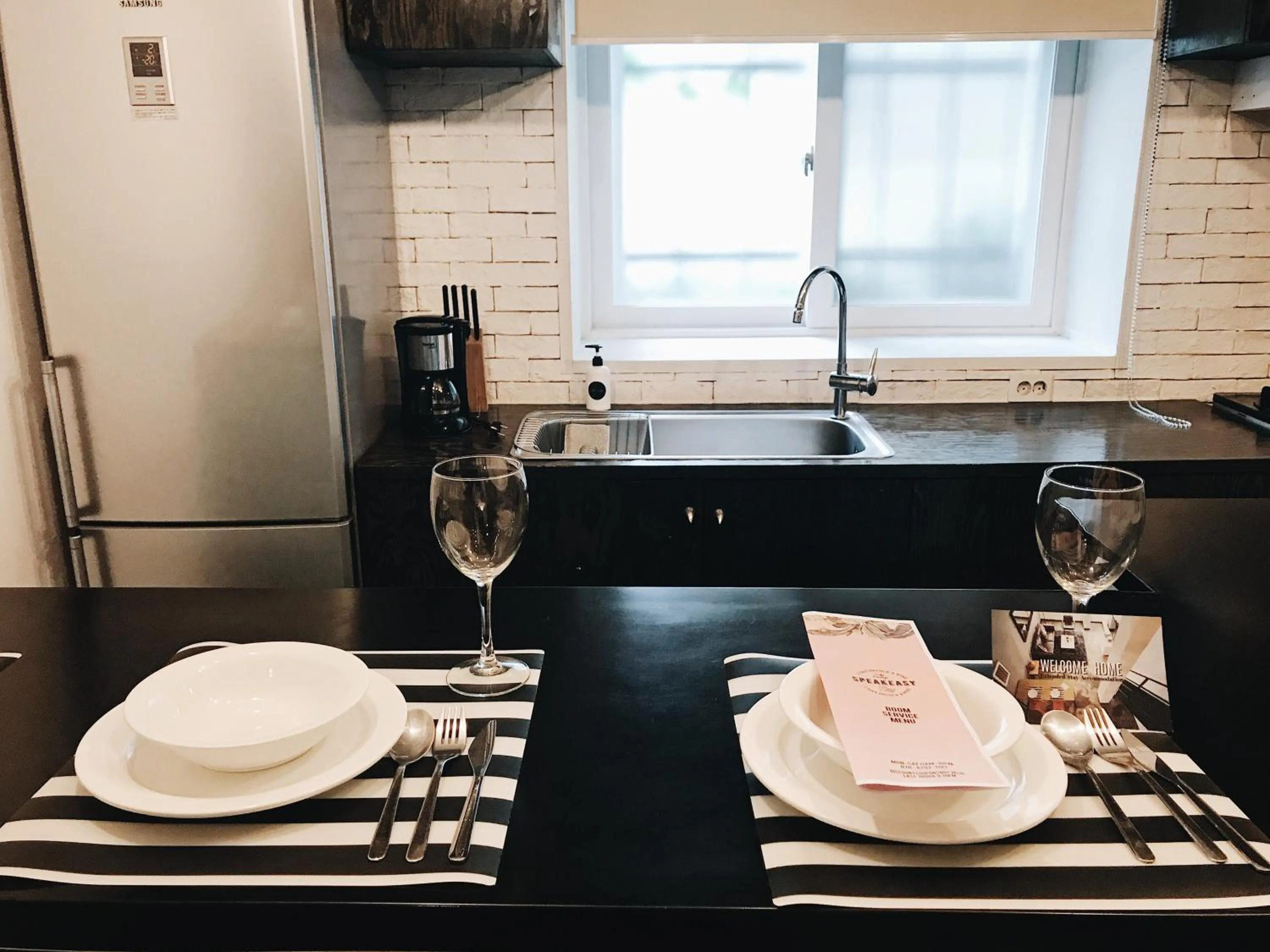 Kitchen or kitchenette in Seoul Loft Apartments - SLA 7 Night Minimum