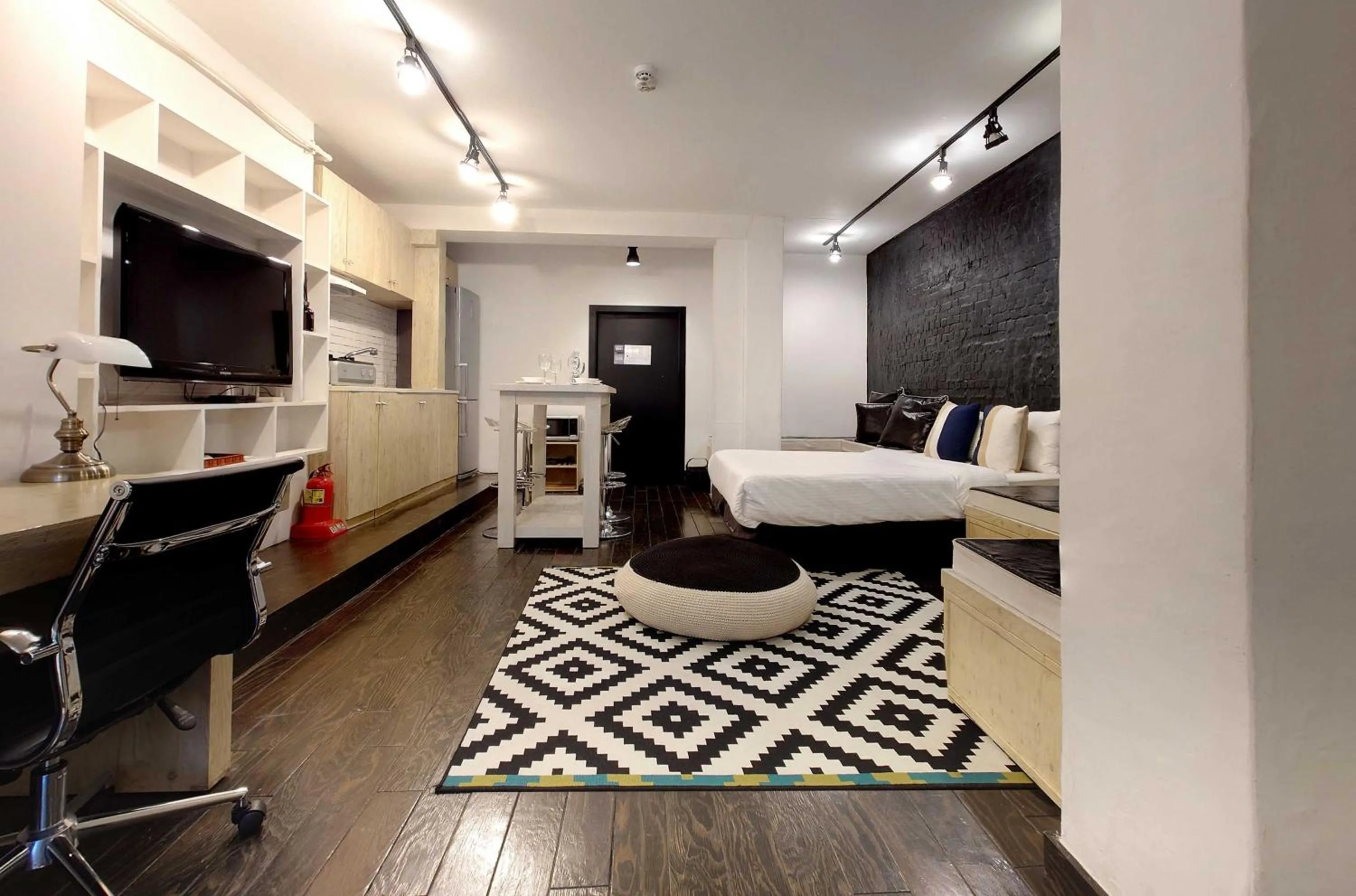 Living room in Seoul Loft Apartments - SLA 7 Night Minimum