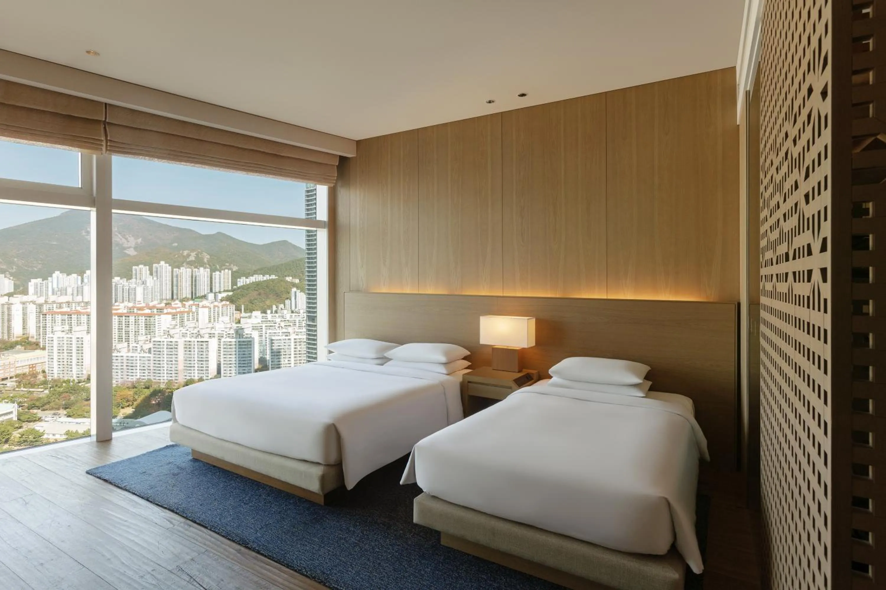 Bed in Park Hyatt Busan