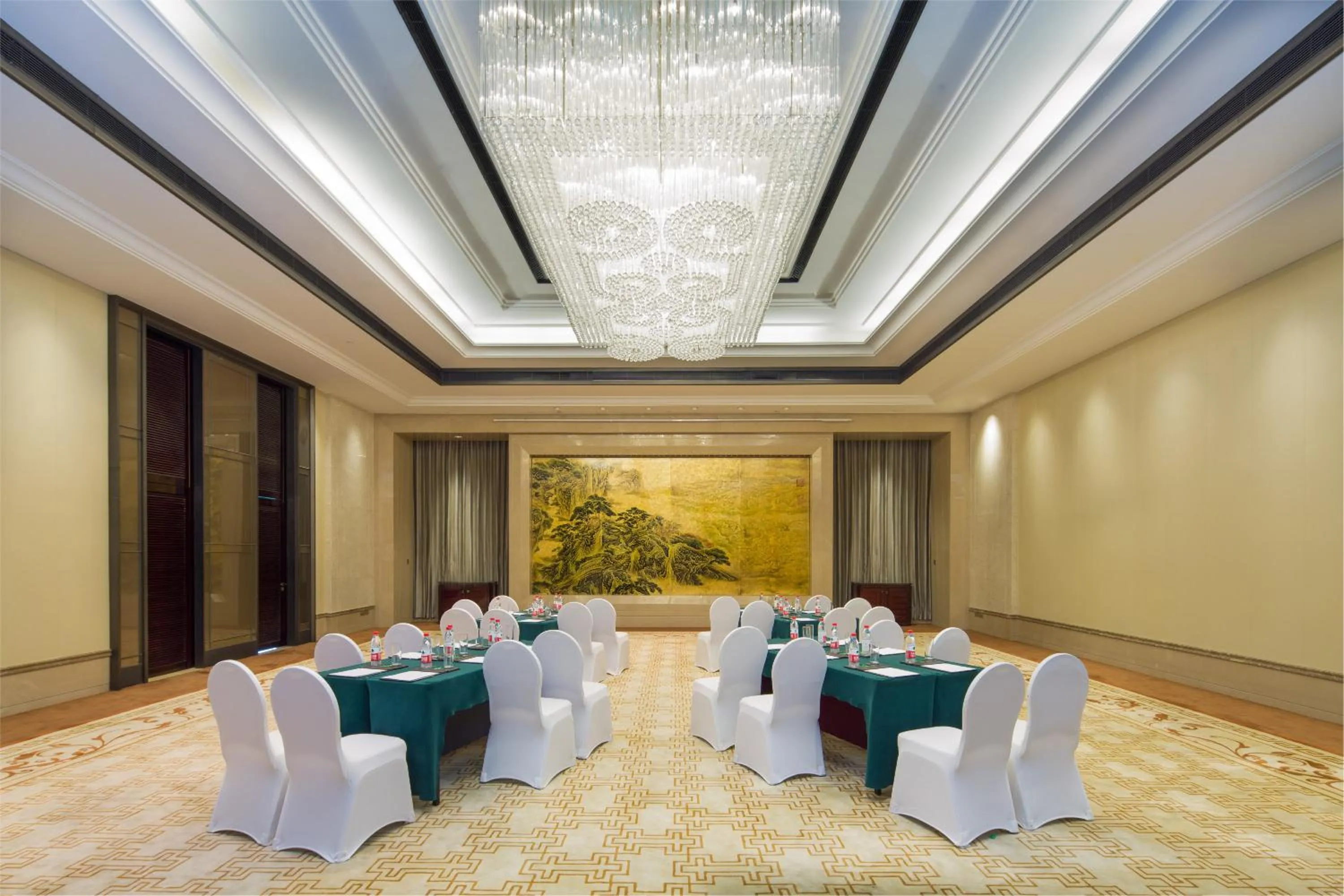 Meeting/conference room in Pan Pacific Serviced Suites Ningbo