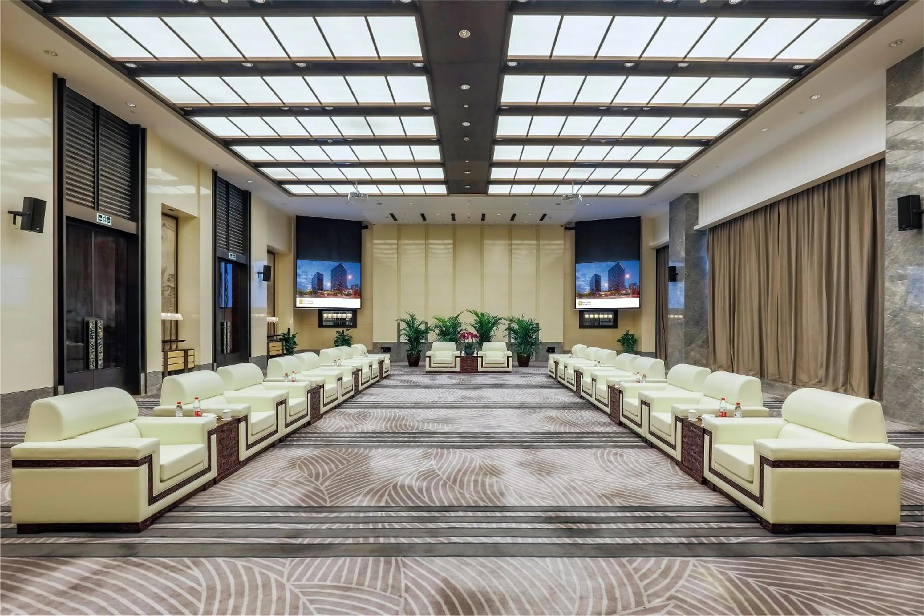 Pan Pacific Serviced Suites Ningbo