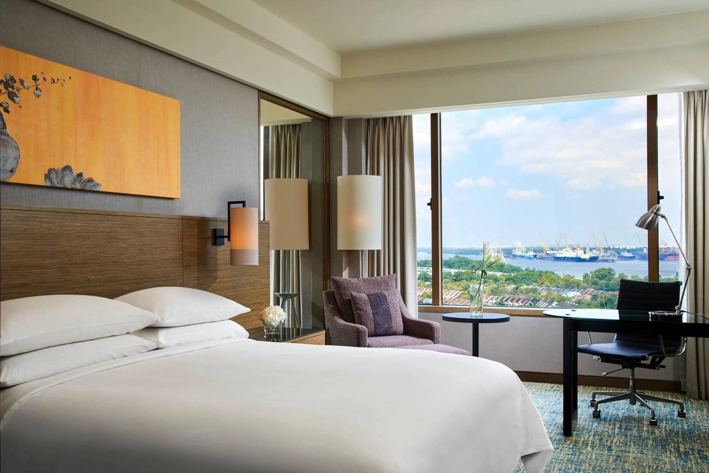 Photo of the whole room, Bed in Renaissance Johor Bahru Hotel