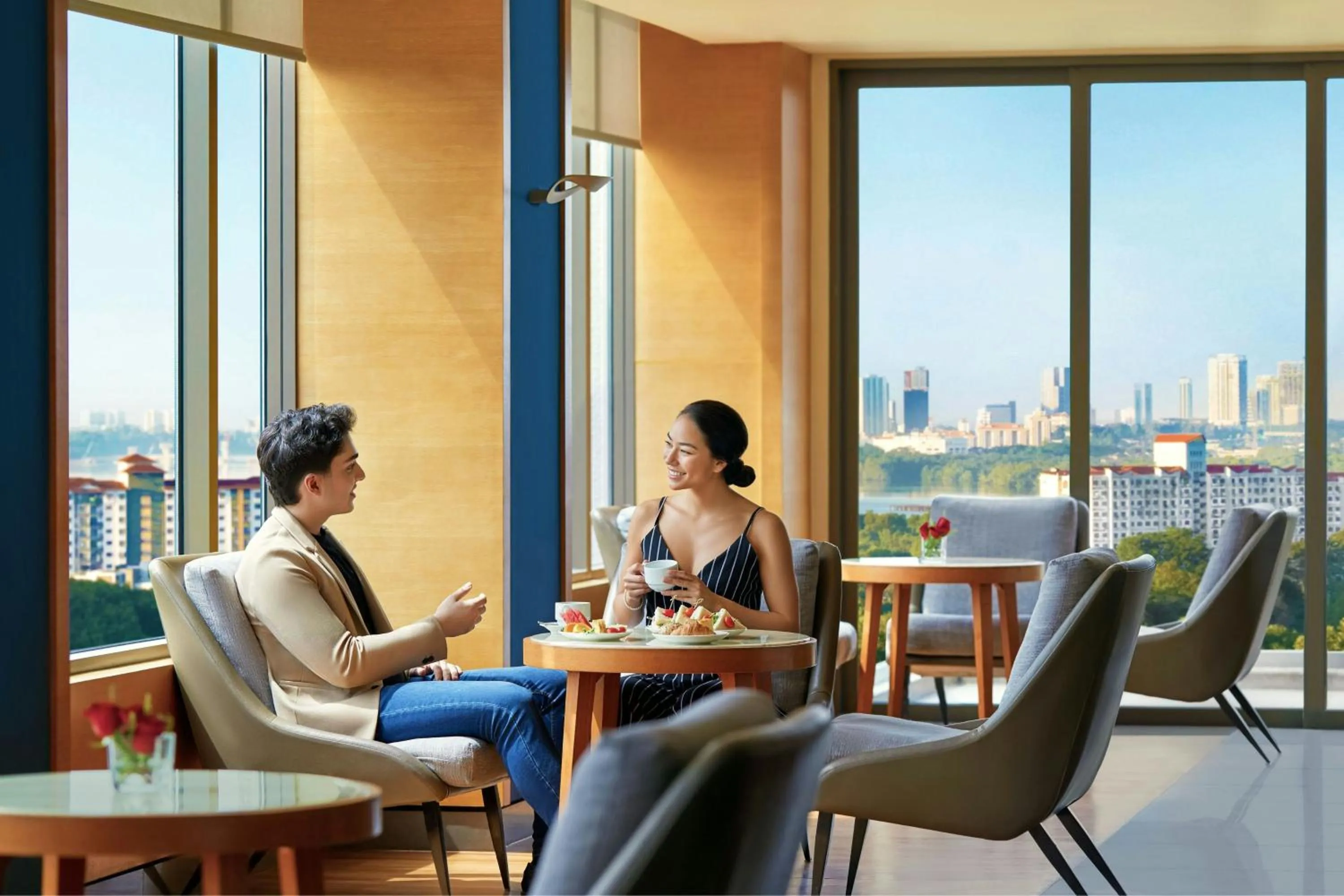 Lounge or bar in Renaissance Johor Bahru Hotel