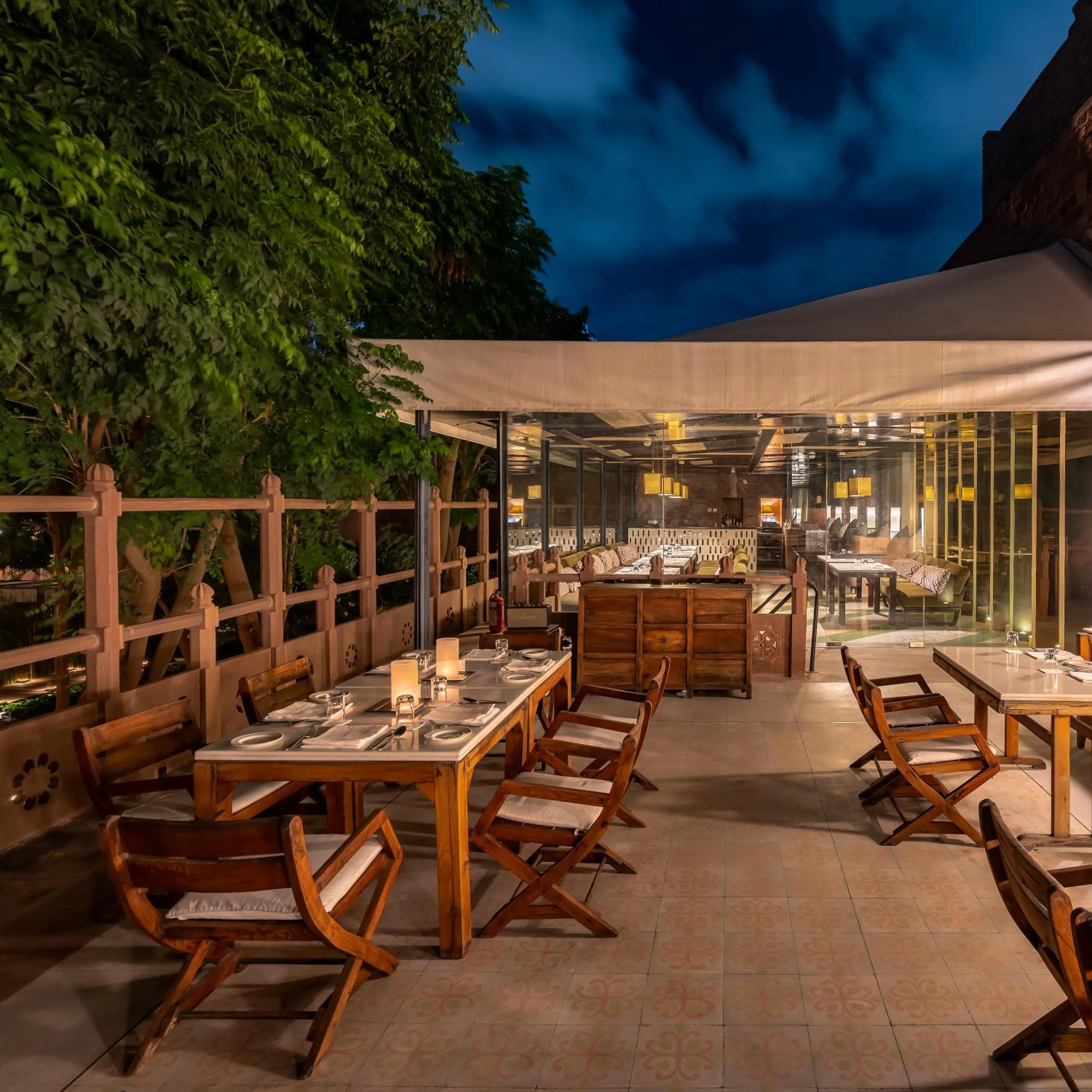 Restaurant/places to eat in RAAS Jodhpur