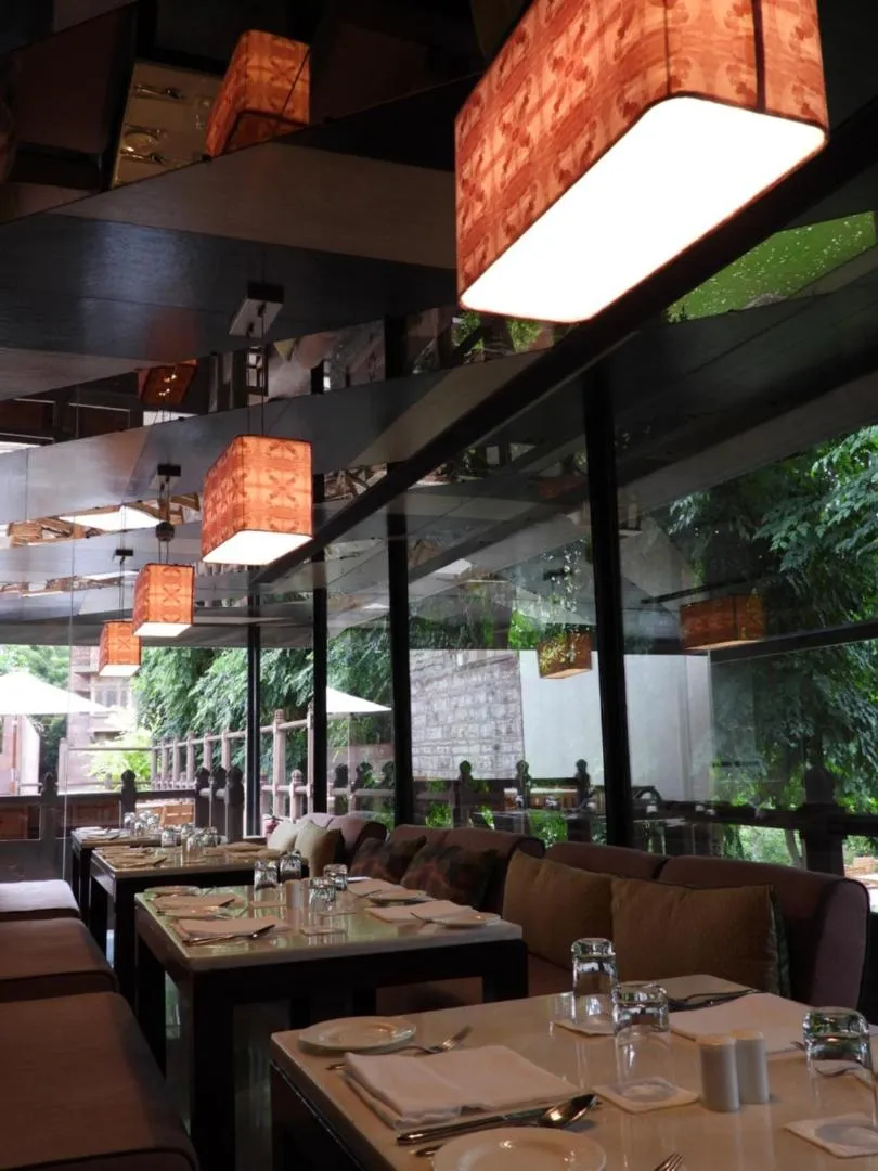 Restaurant/places to eat in RAAS Jodhpur