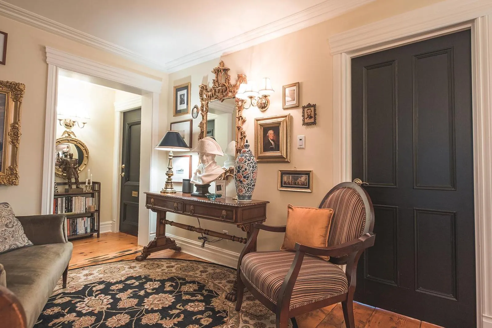 Decorative detail, Seating Area in Domaine Dorchamps