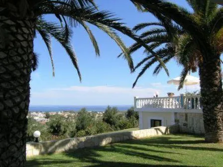 Garden in Antilia Apartments