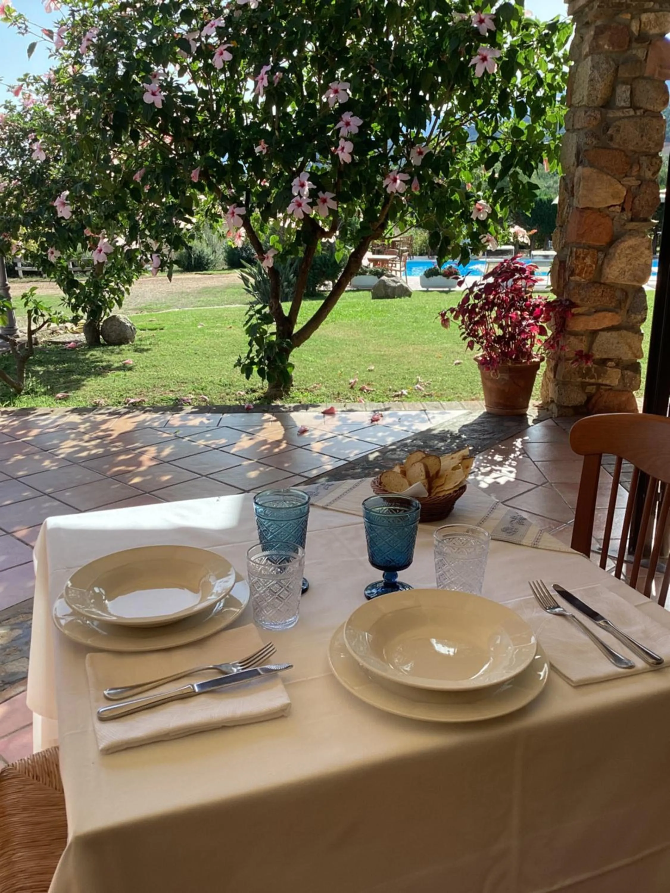 Dining area in Hotel Janas